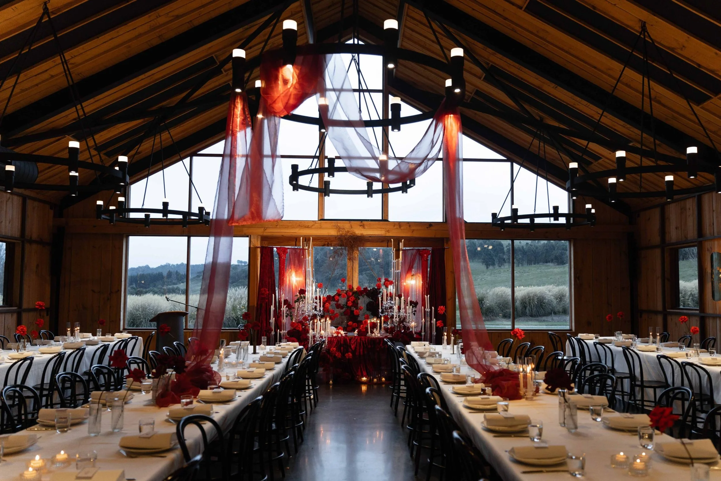 SaltAtelier_SydneyWeddingPhotographer_WeddingVenue_BendooleyEstate_9-scaled.jpg