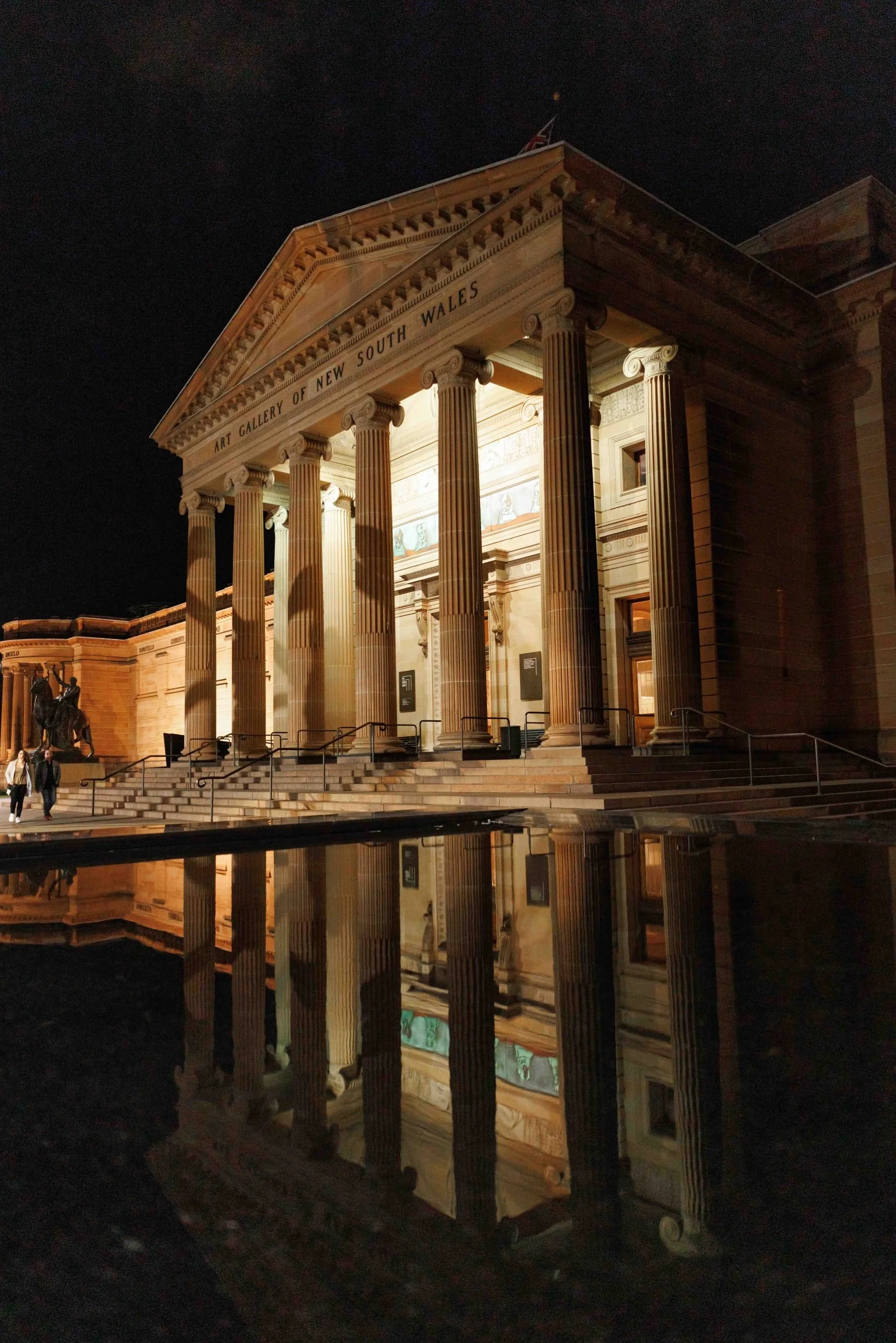 SaltAtelier_SydneyWeddingPhotographer_ArtGalleryOfNSW_JessicaNicholas_1-scaled.jpg