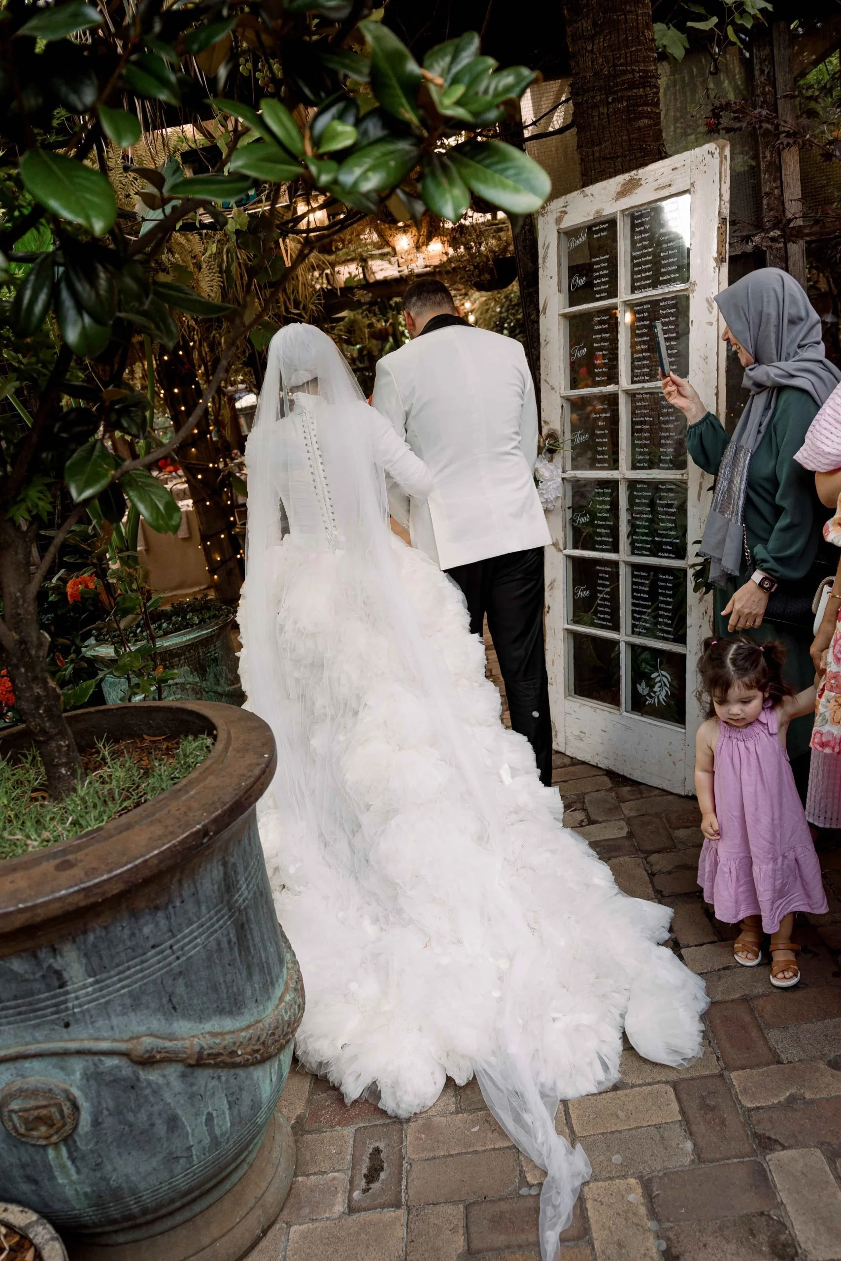 SaltAtelier_SydneyWeddingPhotography_SydneyWeddingPhotographer_TheGrounds_SevvalIsmail_199-scaled.jpg