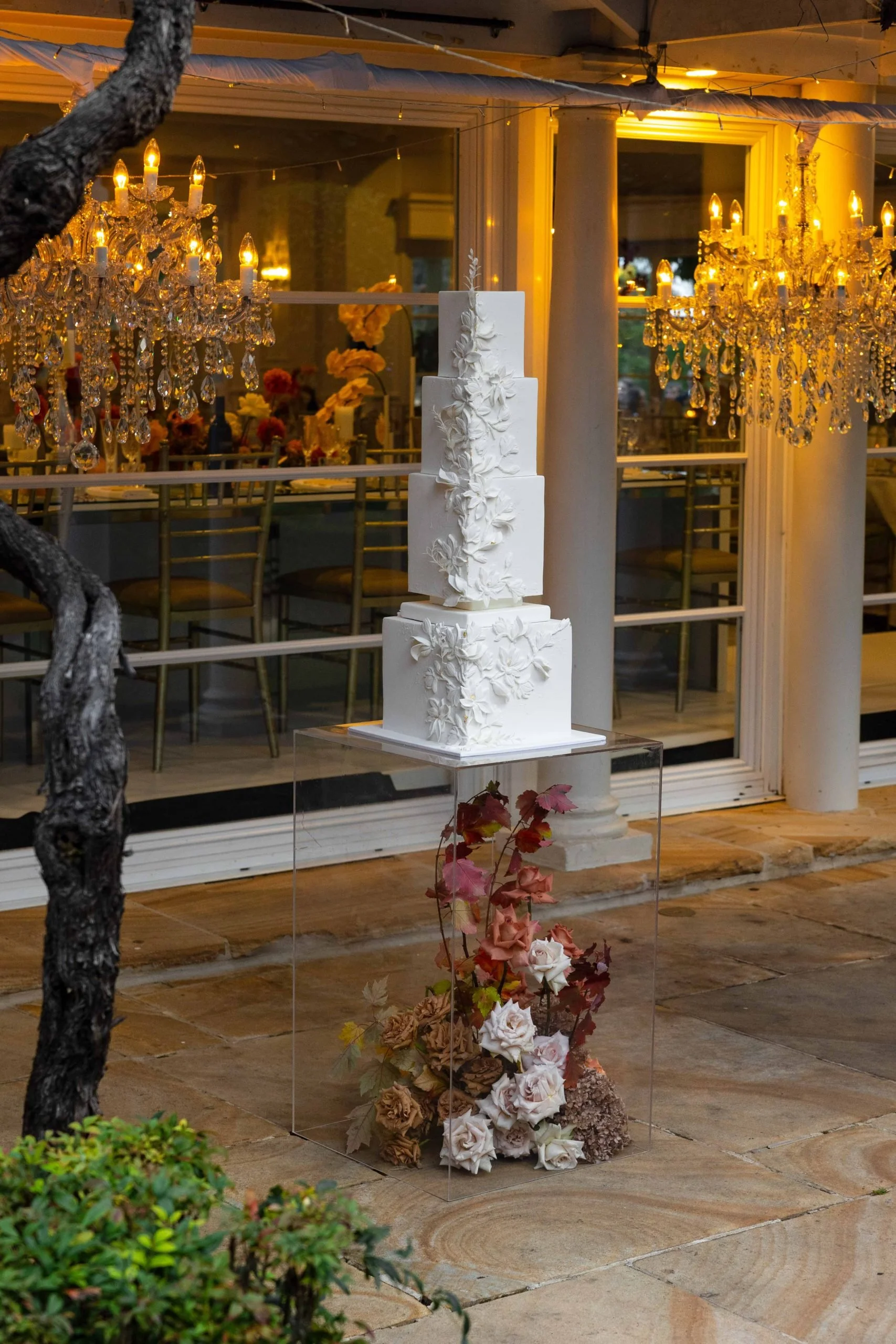 SaltAtelier_SydneyWeddingPhotographer_SydneyWeddingPhotography_OatlandsHouse_MoniqueAnthony_14-scaled.jpg