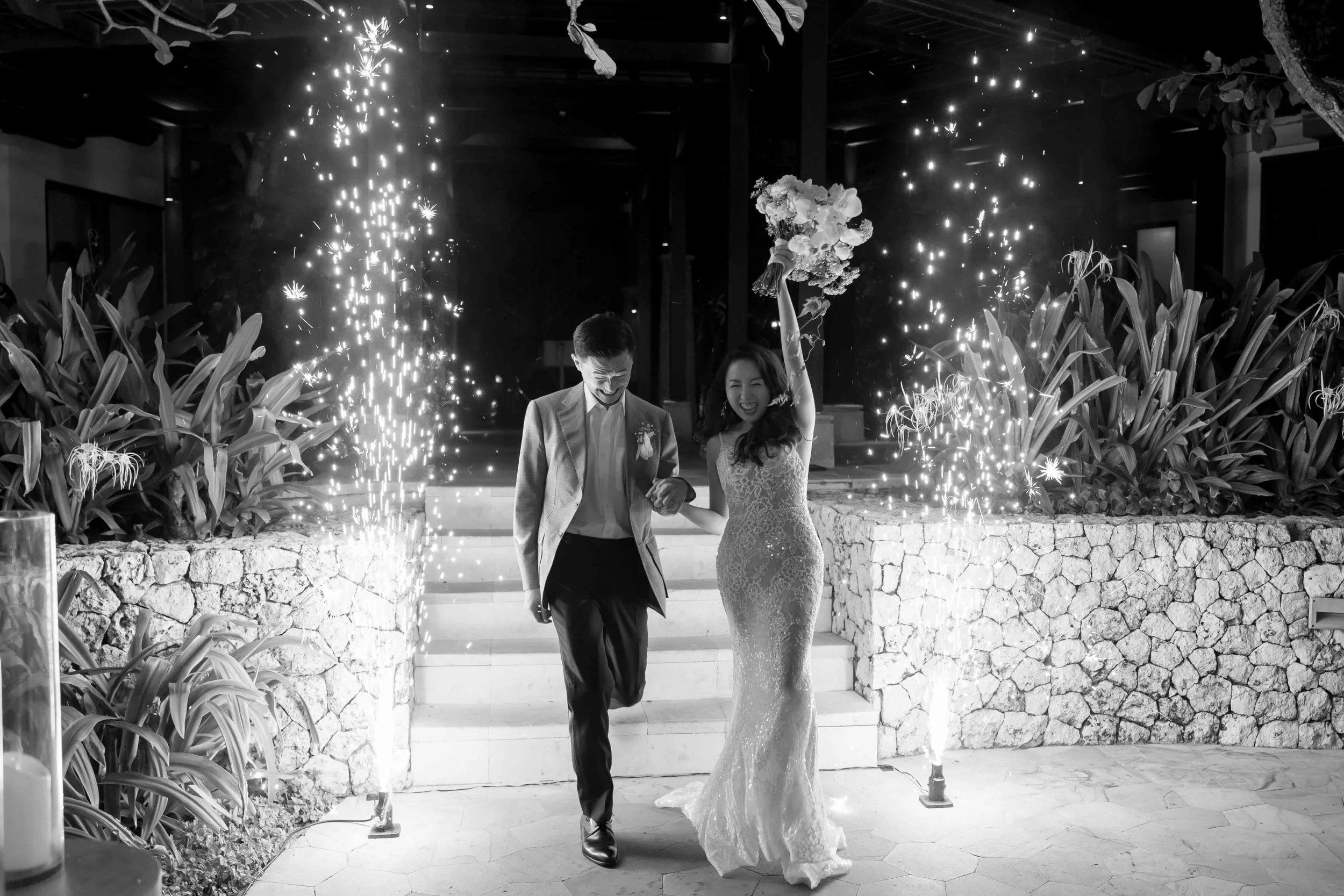 SaltAtelier_SydneyWeddingPhotographer_BaliWedding_TheUngasanWeddings_EinoJohnny_134-scaled.jpg
