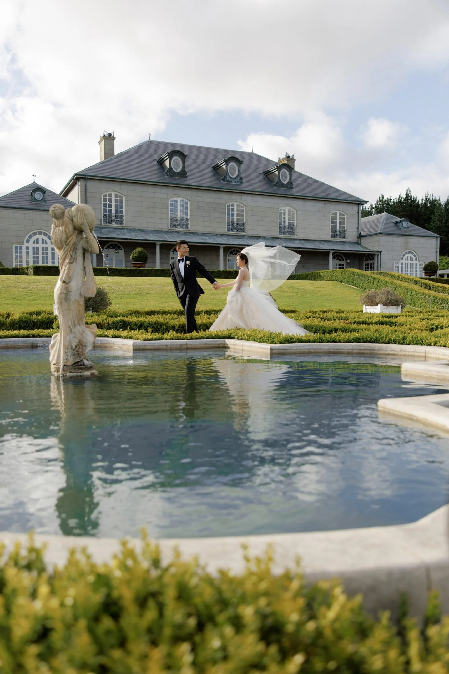 SaltAtelier_MelbourneWeddingPhotography_SydneyWeddingPhotographer_CampbellPointHouse_BellaRoy_80-scaled.jpg