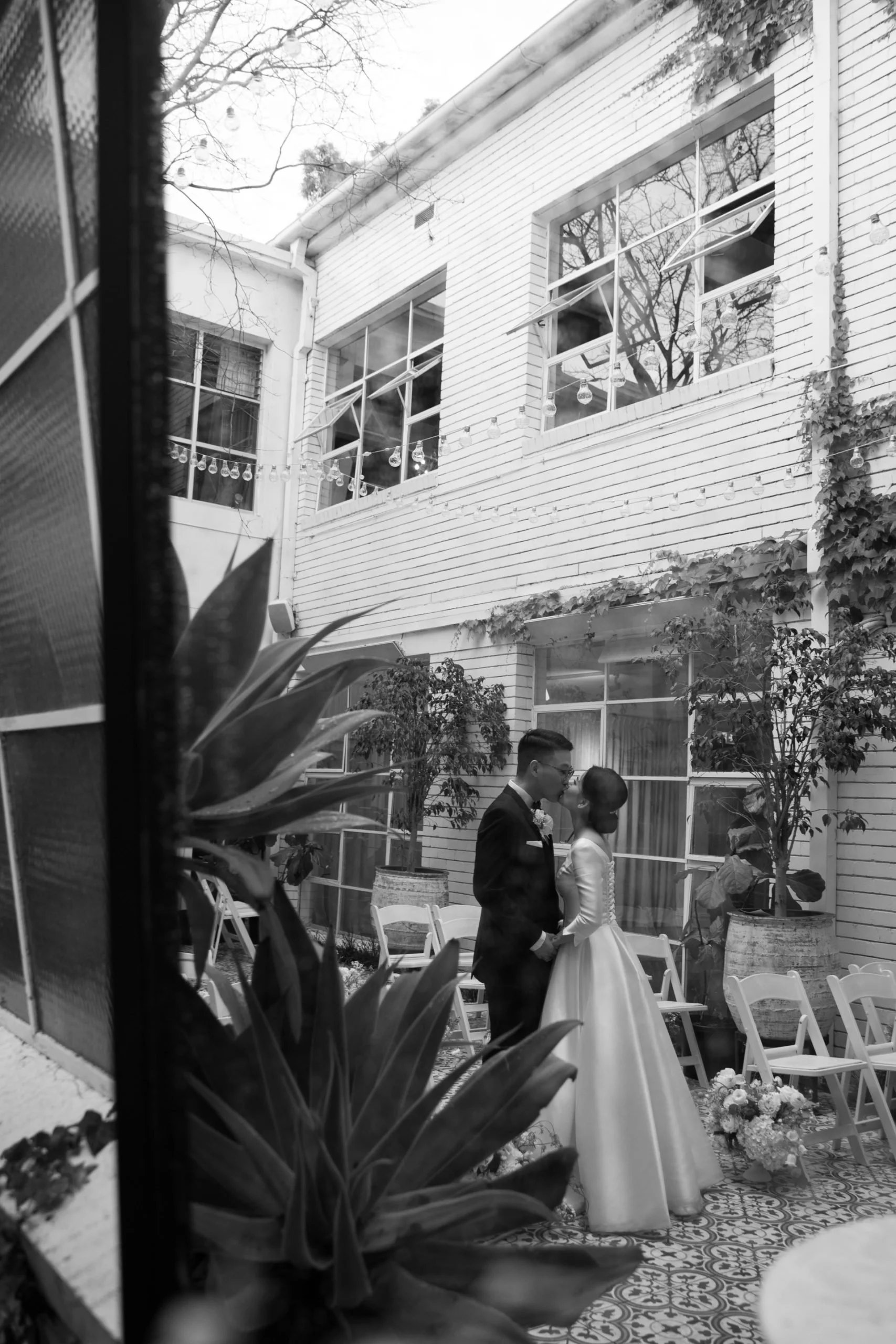 SaltAtelier_SydneyWeddingPhotographer_LaPorteSpace_LizJiho_45-scaled.jpg