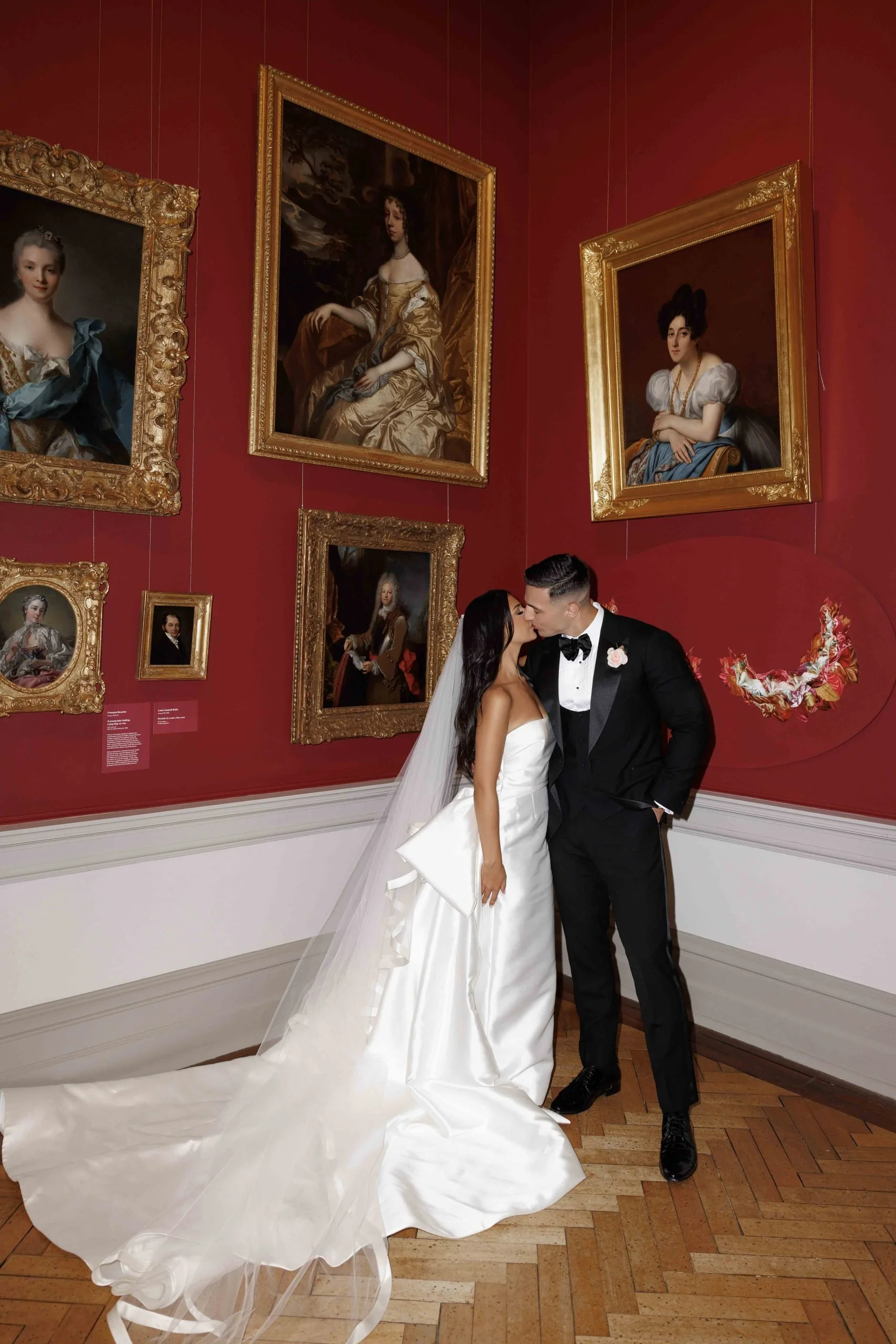 SaltAtelier_SydneyWeddingPhotographer_ArtGalleryOfNSW_JessicaNicholas_4-scaled.jpg