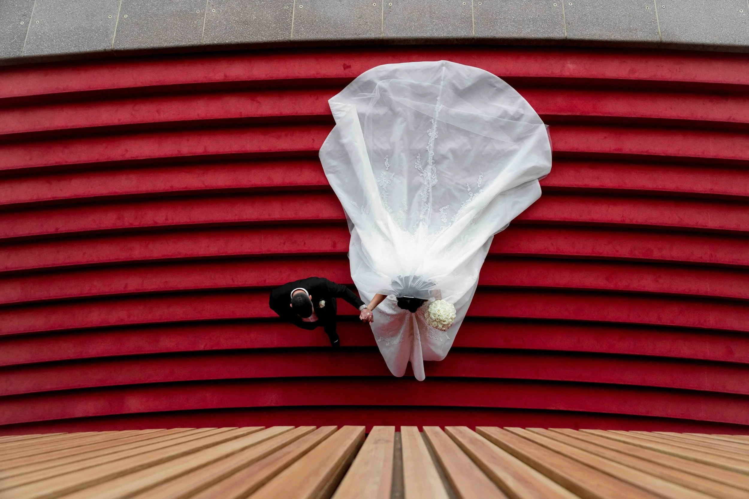 SaltAtelier_SydneyWeddingPhotographer_SydneyOperaHouse_14-scaled.jpg