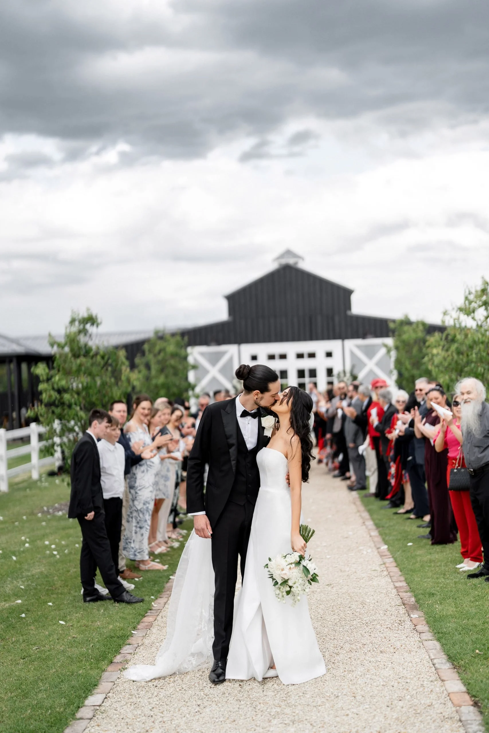 SaltAtelier_SydneyWeddingPhotography_SydneyWeddingPhotographer_DarkHorseVineyard_ElysiaSamuel_40-scaled.jpg