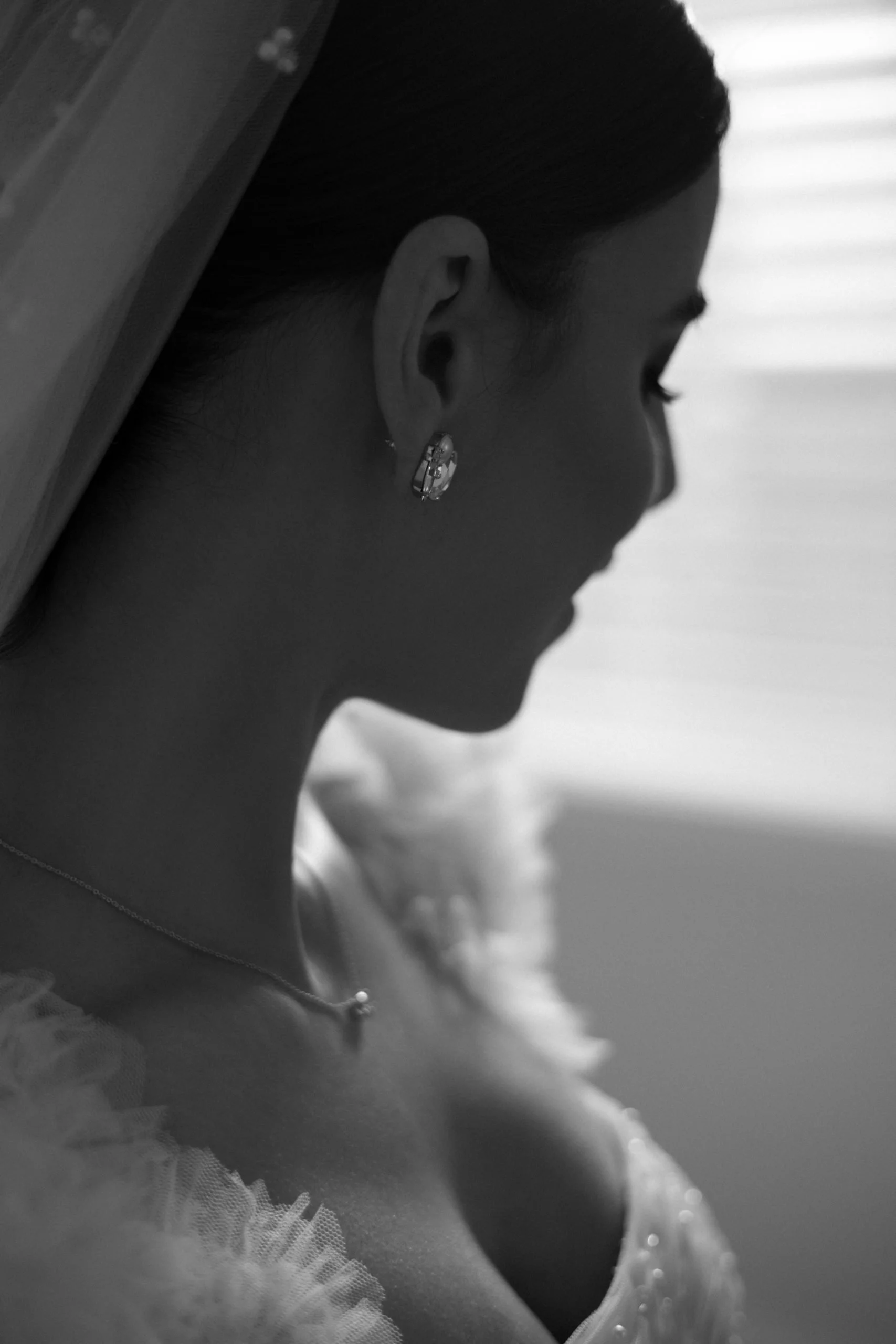 SaltAtelier_SydneyWeddingPhotographer_SydneyWeddingPhotography_TheEveleigh_TheGrounds_LeahMarcus_9-scaled.jpg