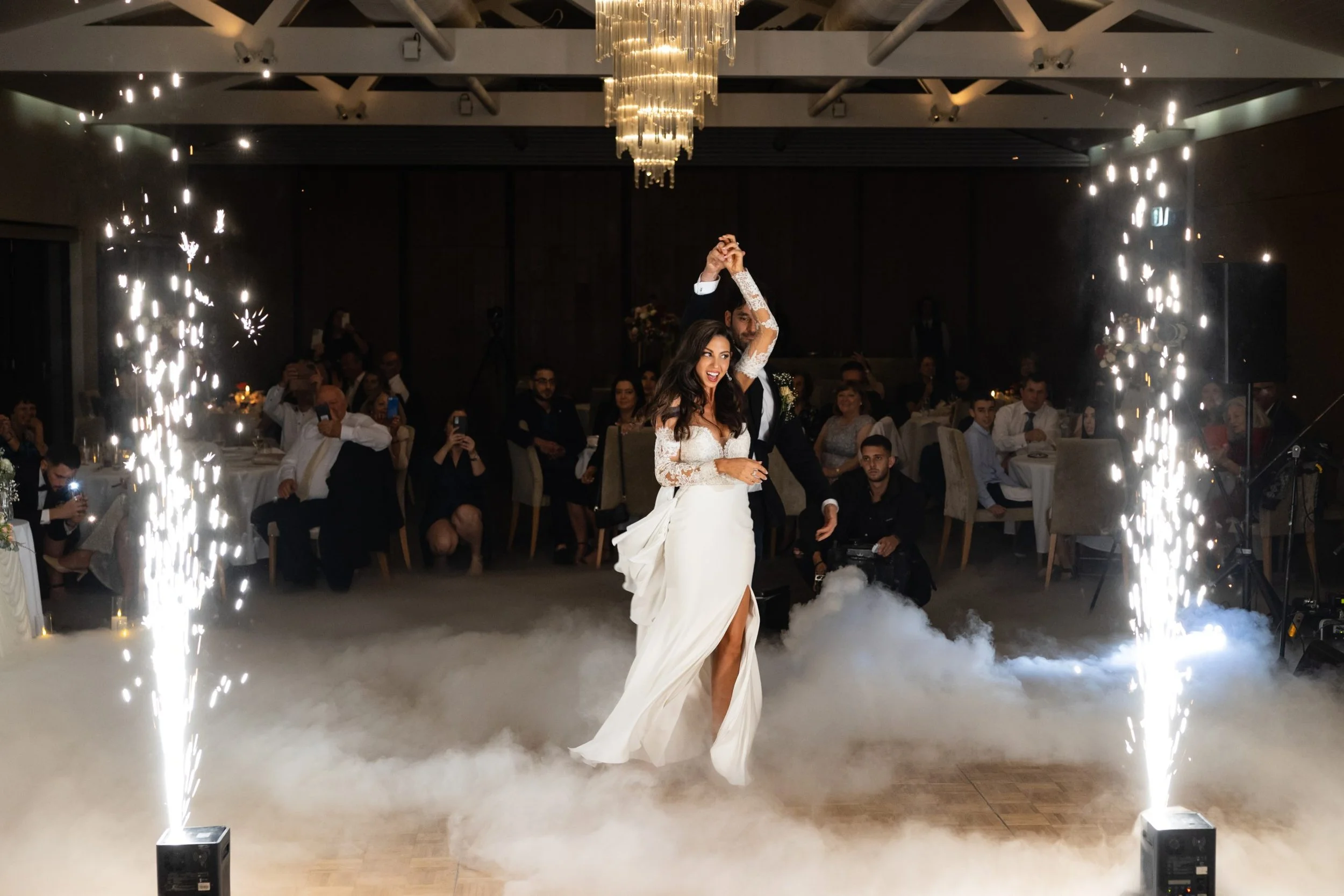 SaltAtelier_SydneyWeddingPhotographer_SergeantsMess_WeddingVenue_29-scaled.jpg