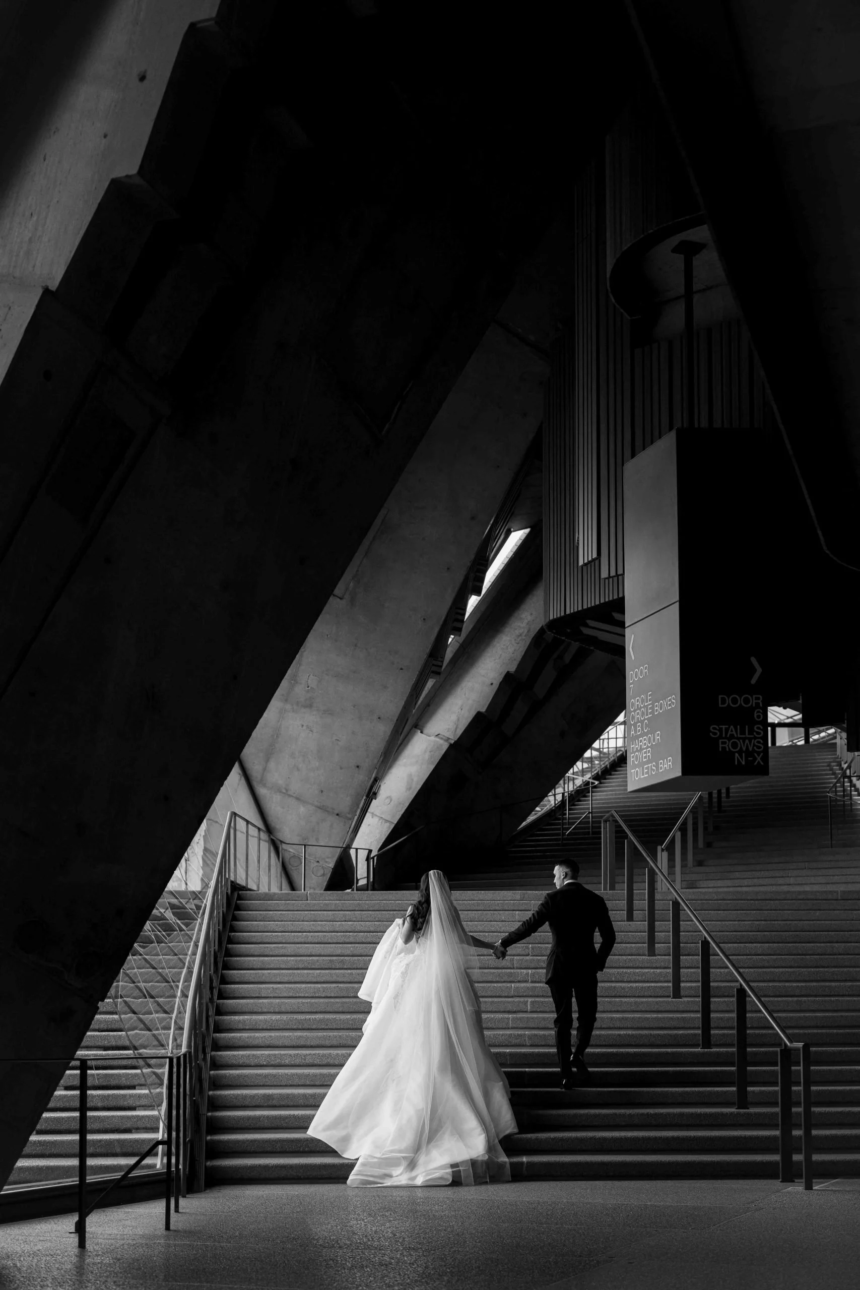 SaltAtelier_SydneyWeddingPhotographer_SydneyOperaHouse_1-scaled.jpg