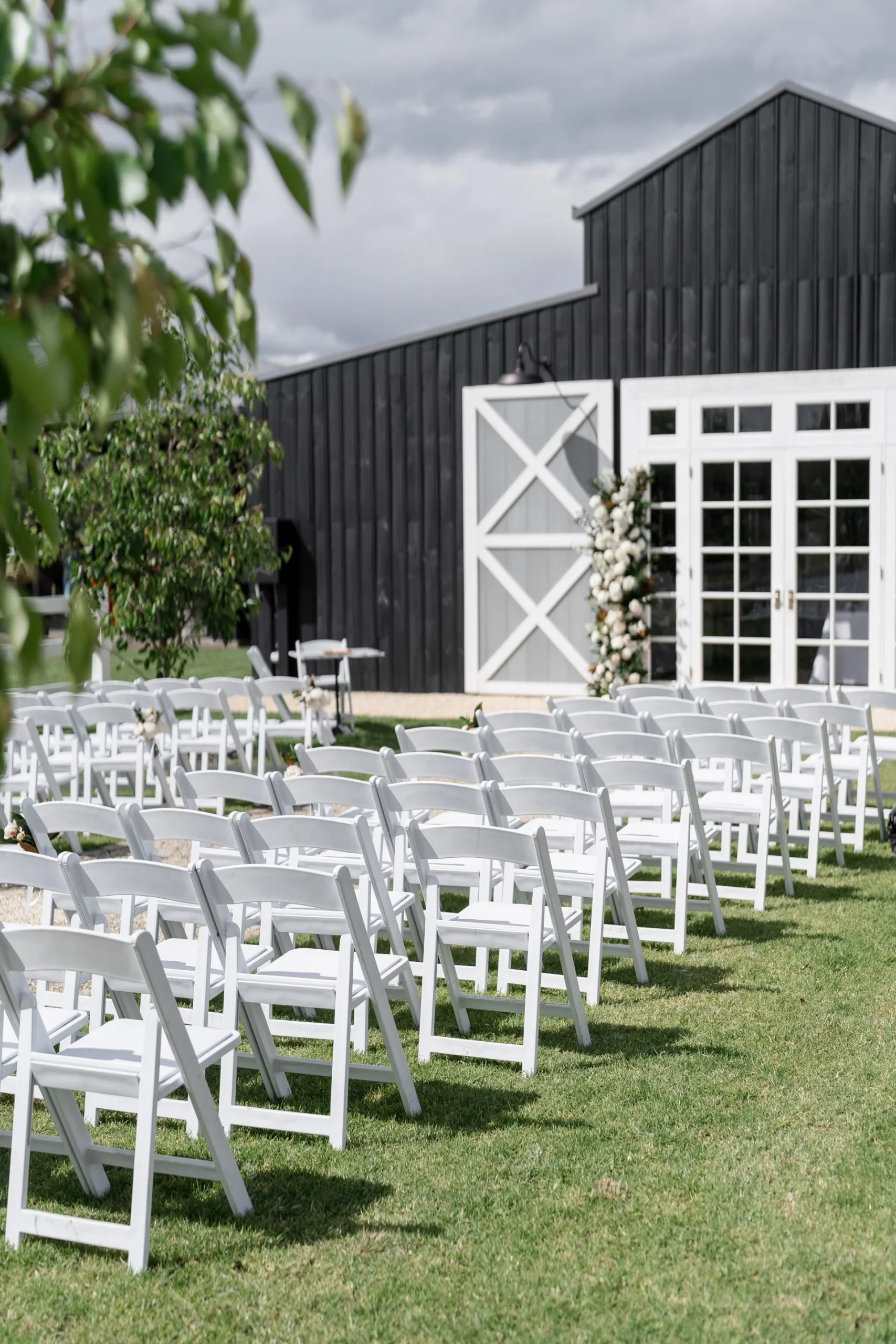SaltAtelier_SydneyWeddingPhotography_SydneyWeddingPhotographer_DarkHorseVineyard_ElysiaSamuel_28-scaled.jpg