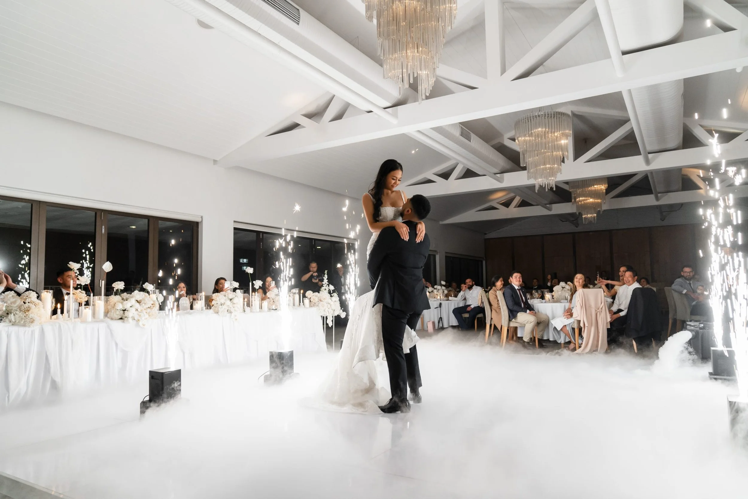 SaltAtelier_SydneyWeddingPhotographer_SergeantsMess_WeddingVenue_32-scaled.jpg