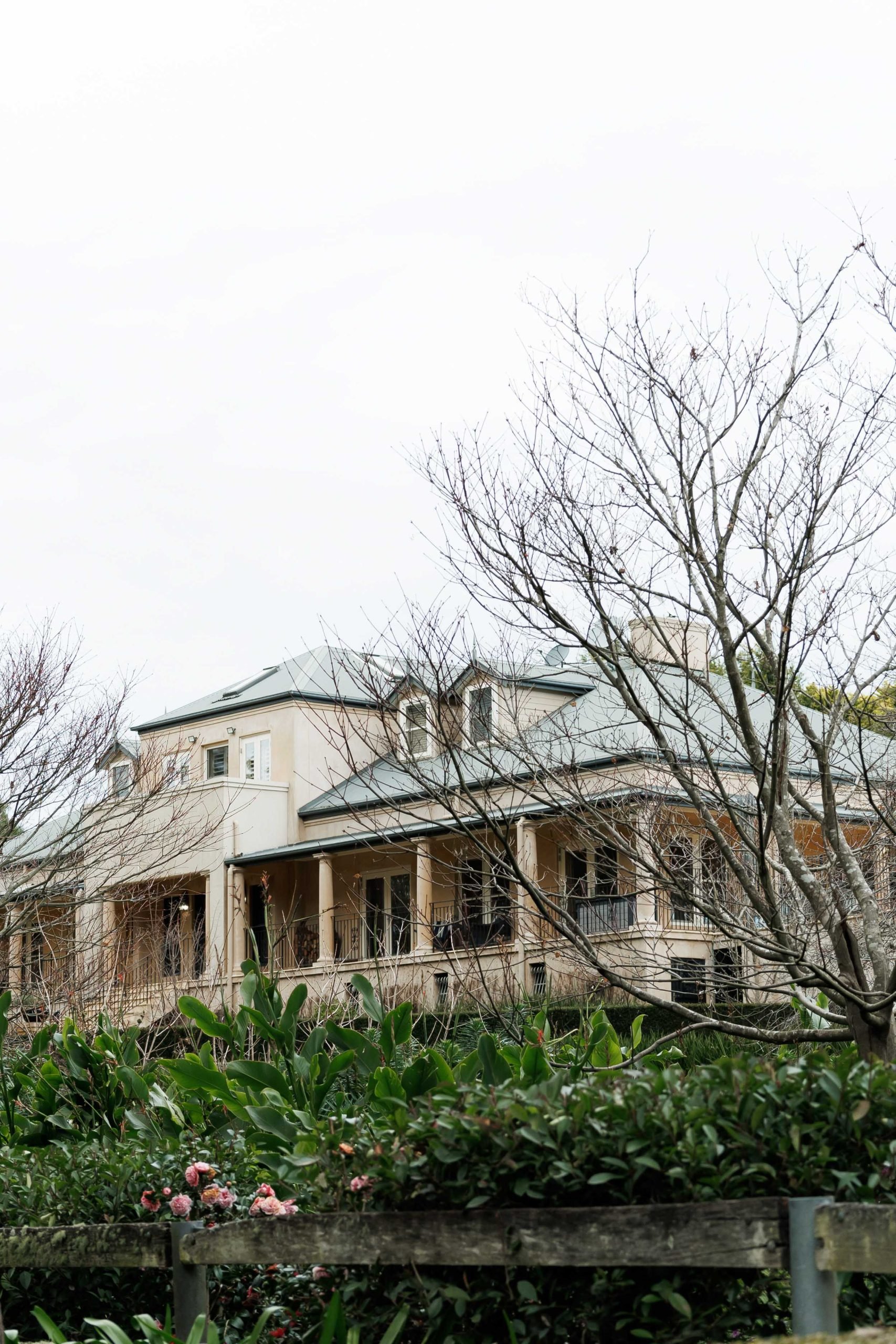 SaltAtelier_SydneyWeddingPhotographer_VillaNavarra_CynthiaRobert_52-scaled.jpg