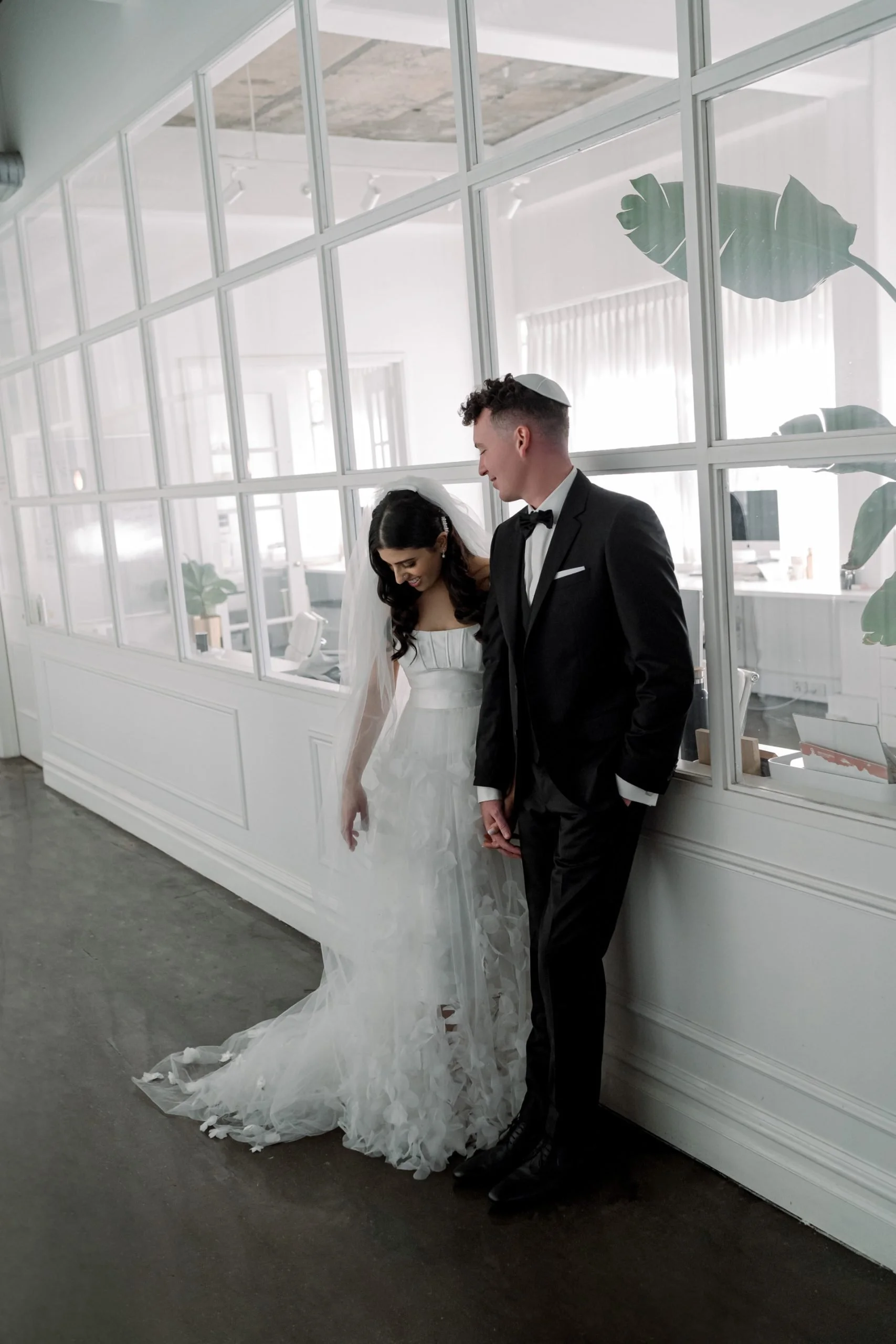 SaltAtelier_SydneyWeddingPhotographer_LaPorteSpace_LizJiho_76-scaled.jpg