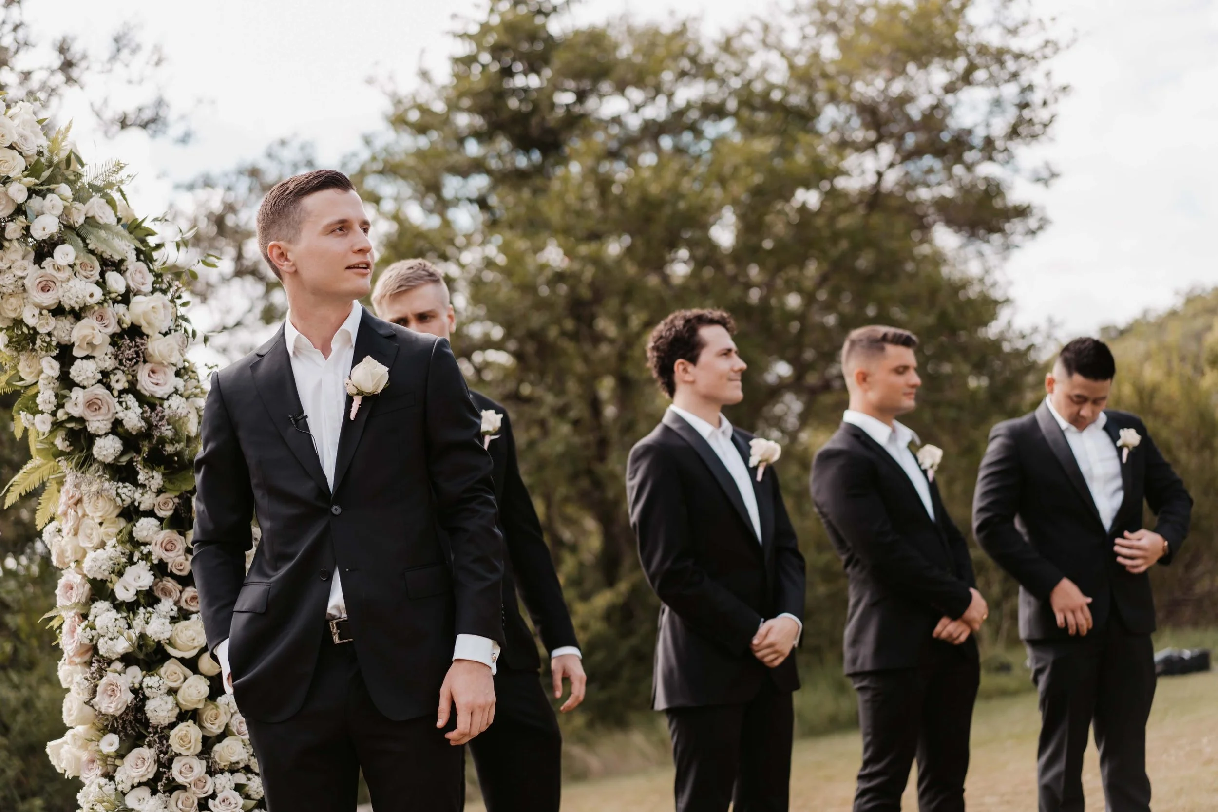 SaltAtelier_SydneyWeddingPhotographer_AtholHall_WeddingVenue_9-scaled.jpg