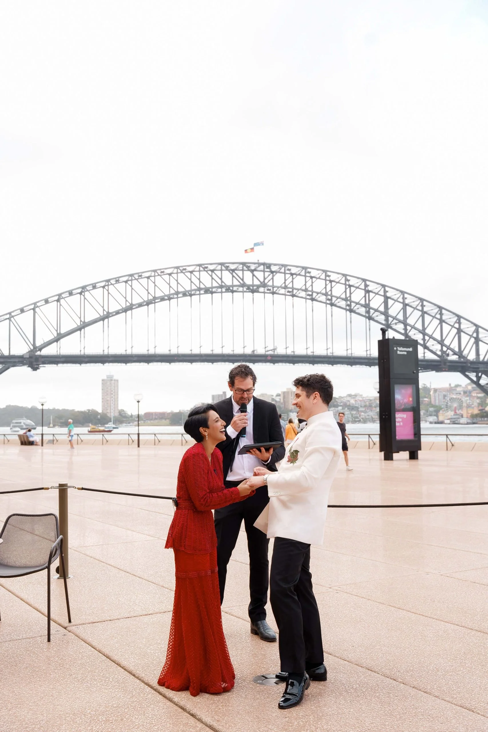 SaltAtelier_SydneyWeddingPhotography_YallamundiRooms_SydneyOperaHouse_AshnaEdward_73-scaled.jpg