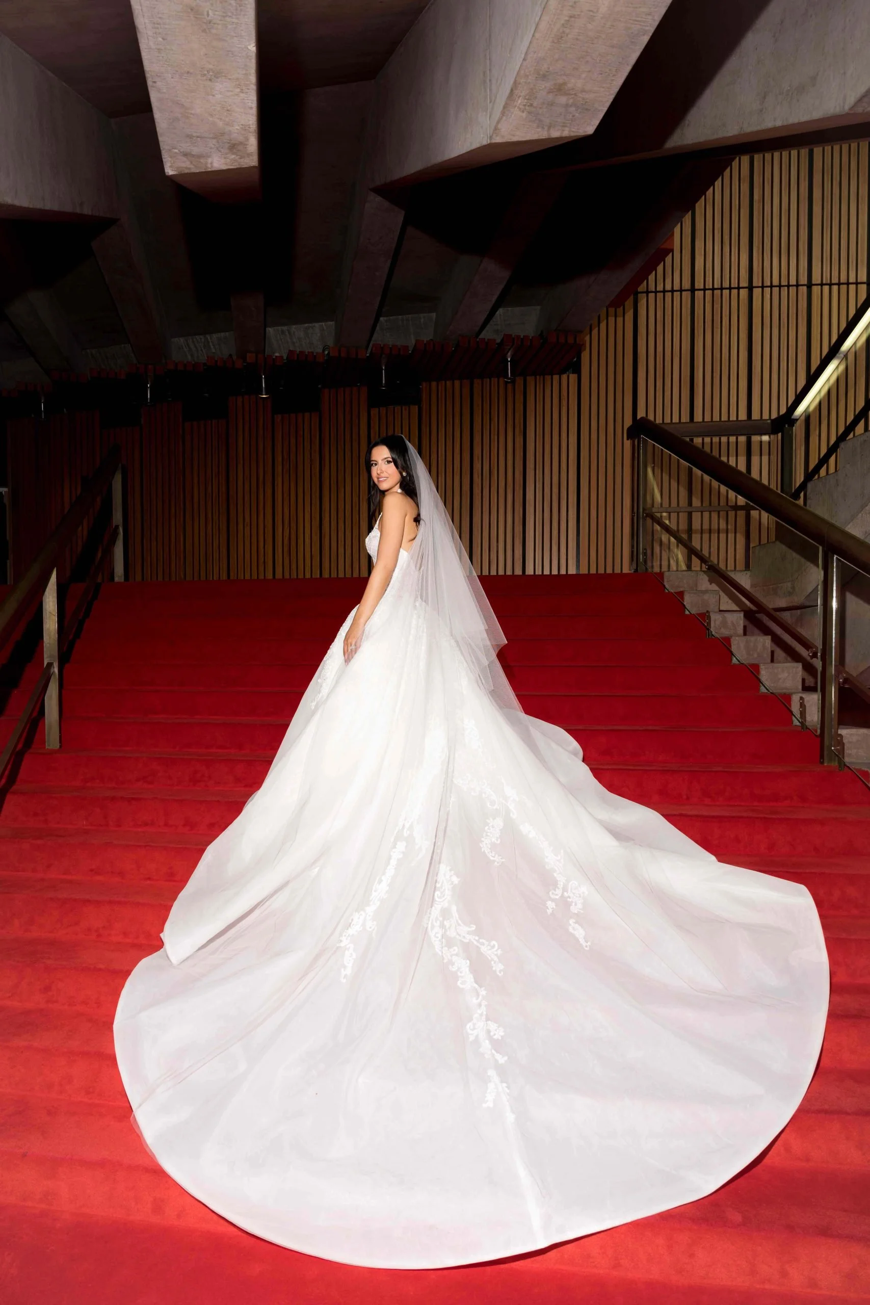 SaltAtelier_SydneyWeddingPhotographer_SydneyOperaHouse_9-scaled.jpg