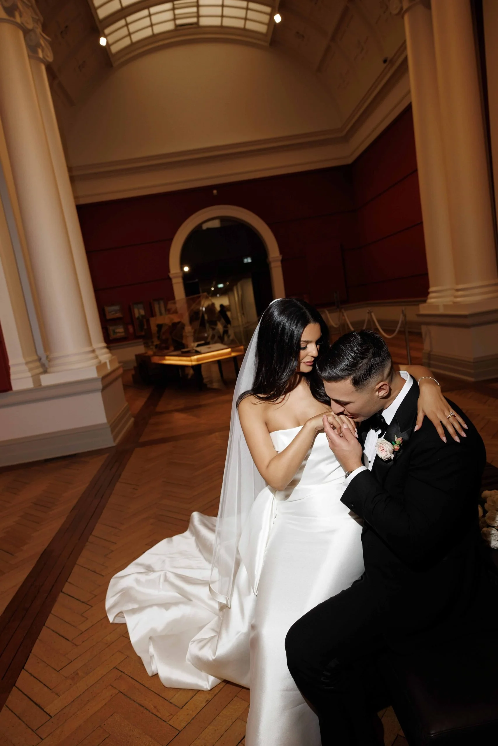 SaltAtelier_SydneyWeddingPhotographer_ArtGalleryOfNSW_JessicaNicholas_6-scaled.jpg