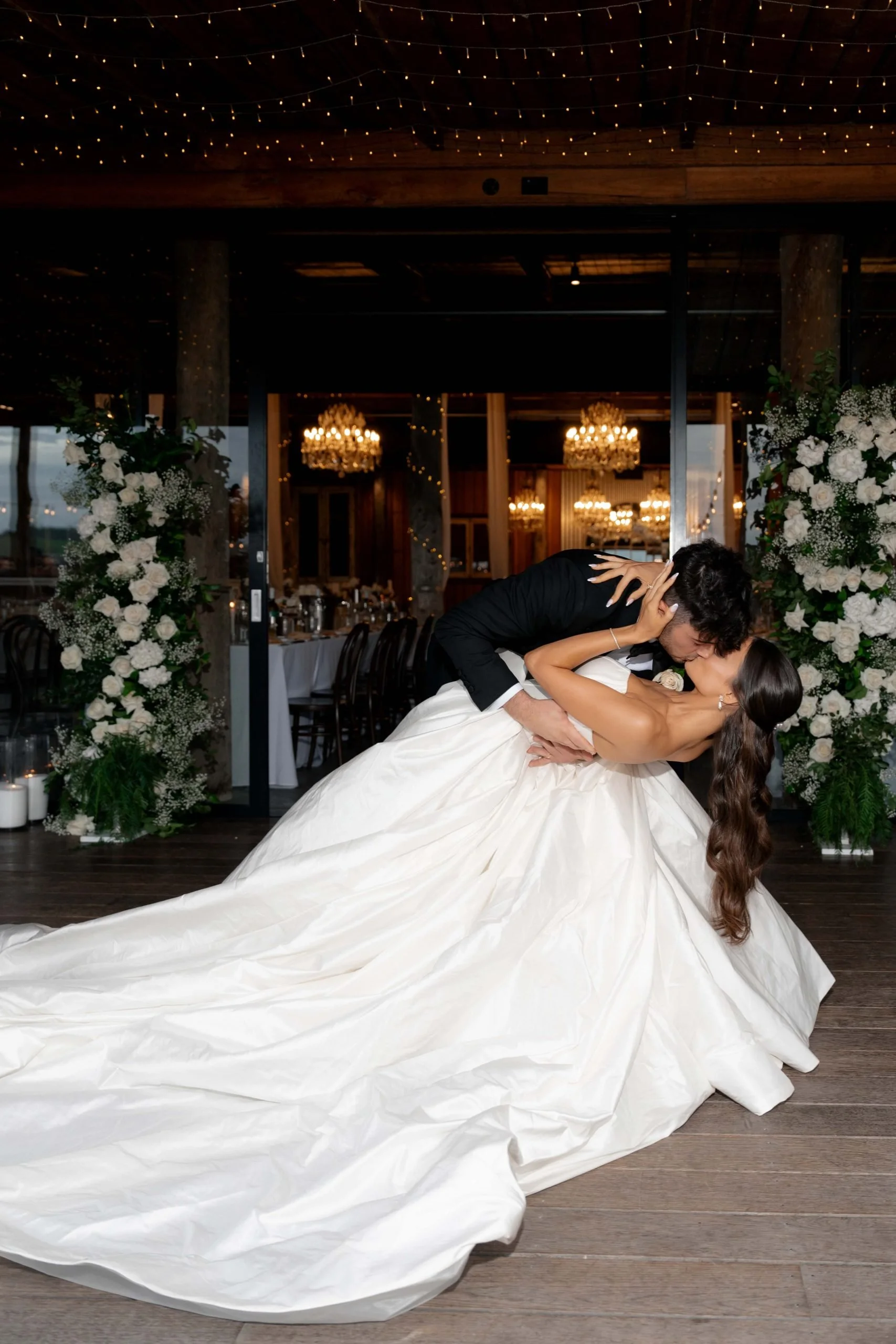 SaltAtelier_SydneyWeddingPhotographer_AnambahHouse_JuliaCarl_31-scaled.jpg