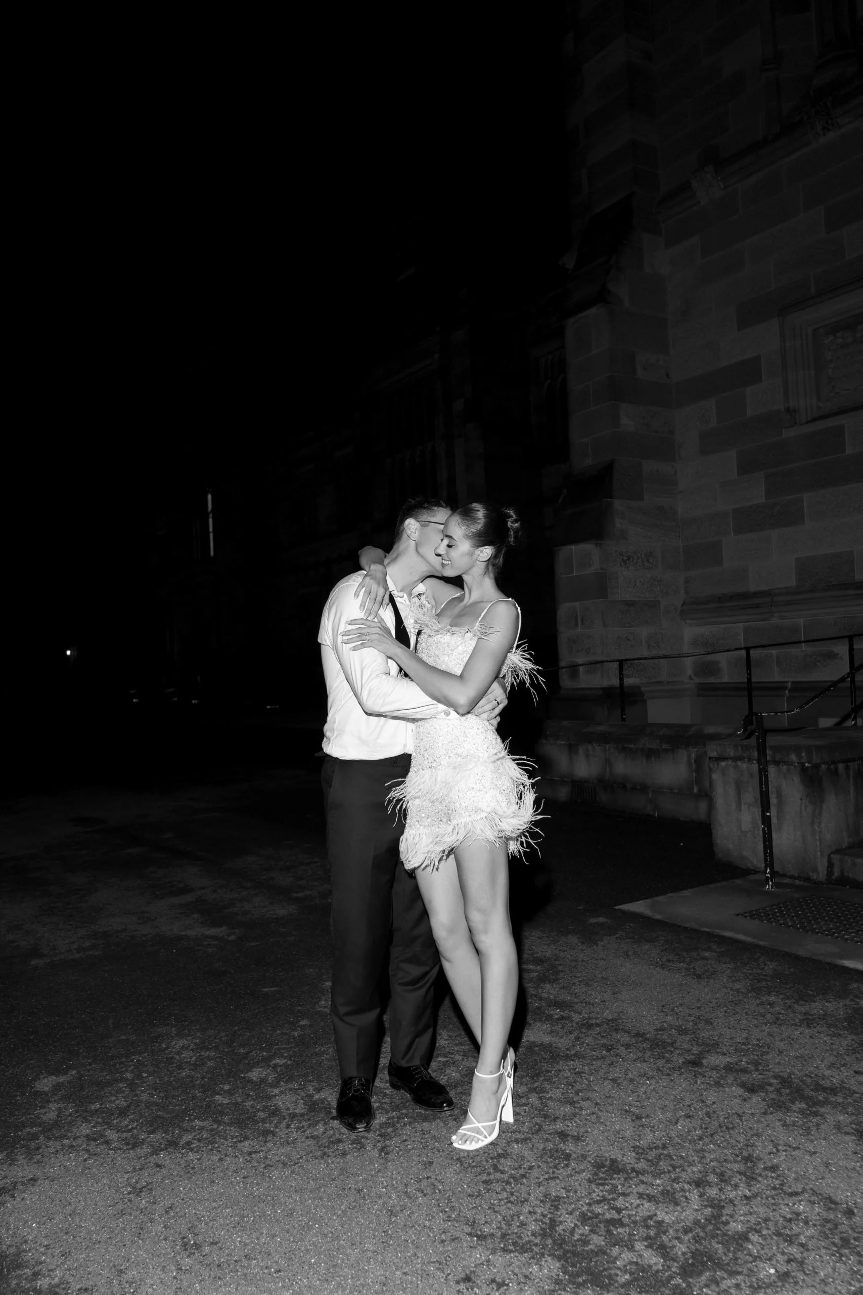 SaltAtelier_SydneyWeddingPhotographer_TheGreatHall_UniversityOfSydney_AlexisCooper_119-scaled.jpg