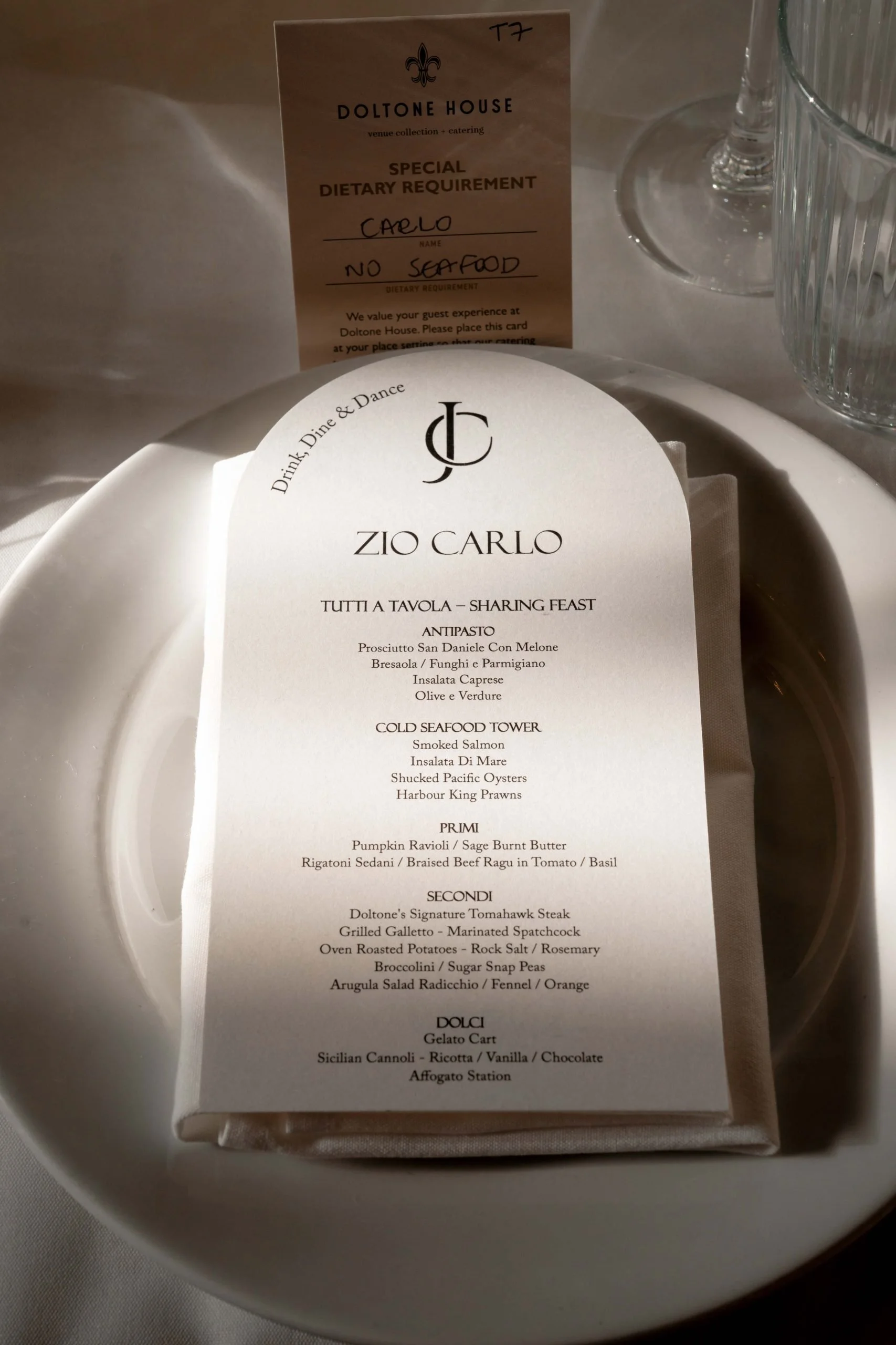 SaltAtelier_SydneyWeddingPhotographer_AnambahHouse_JuliaCarl_10-scaled.jpg