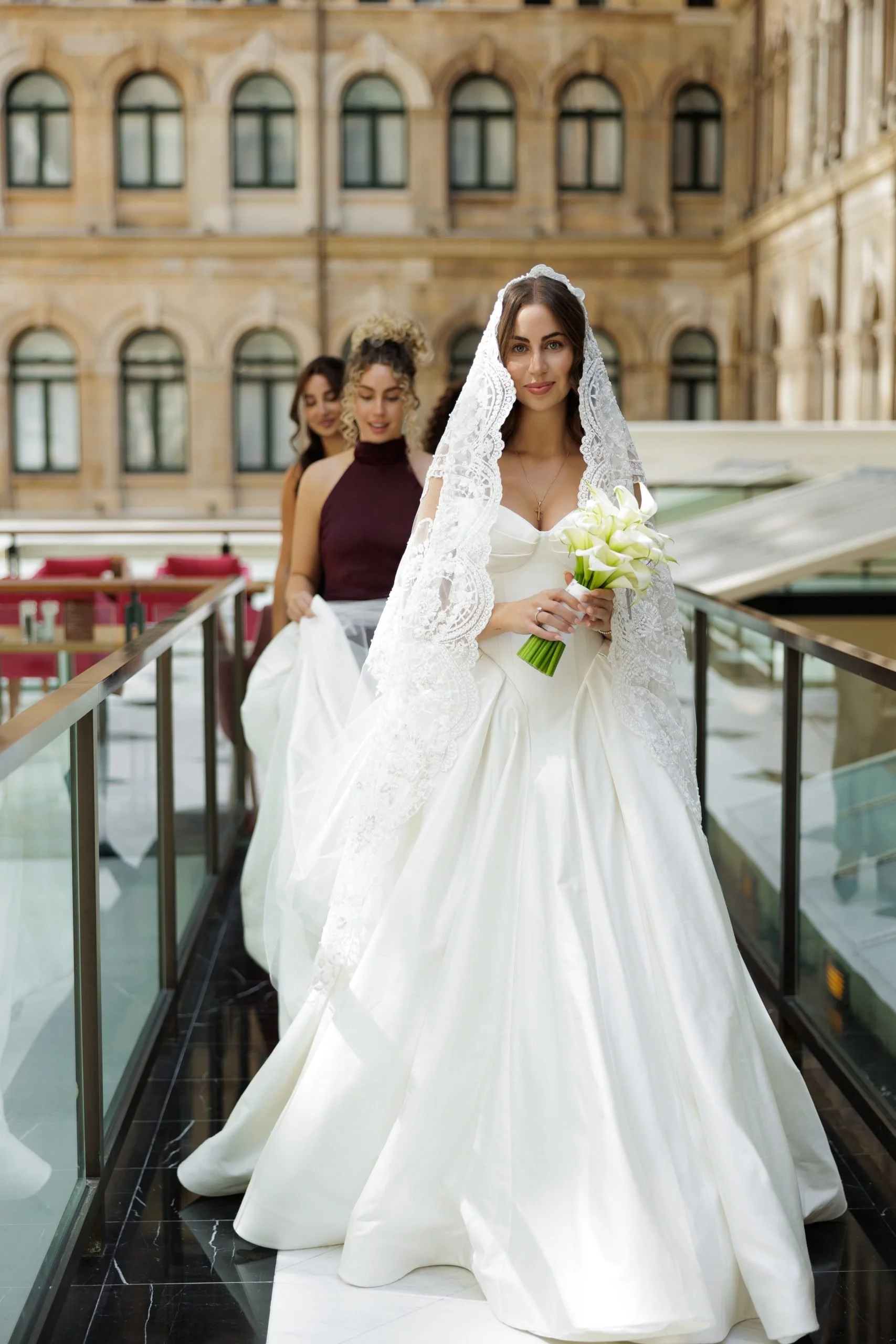 SaltAtelier_SydneyWeddingPhotographer_FullertonHotel_ElizabethRoman_41-scaled.jpg