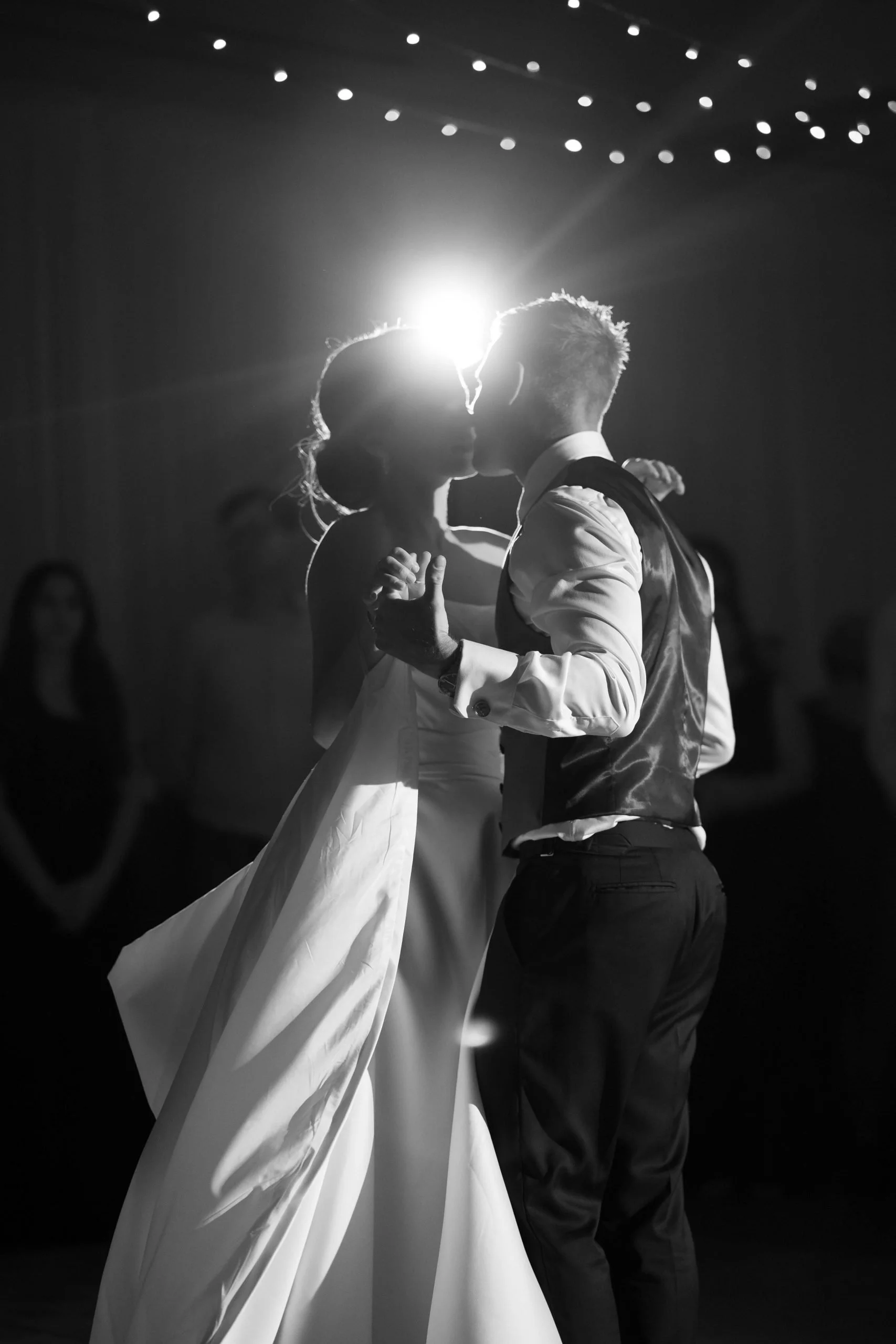 SaltAtelier_SydneyWeddingPhotographer_SydneyWeddingPhotography_SergeantsMess_NatalieMatt_9-scaled.jpg