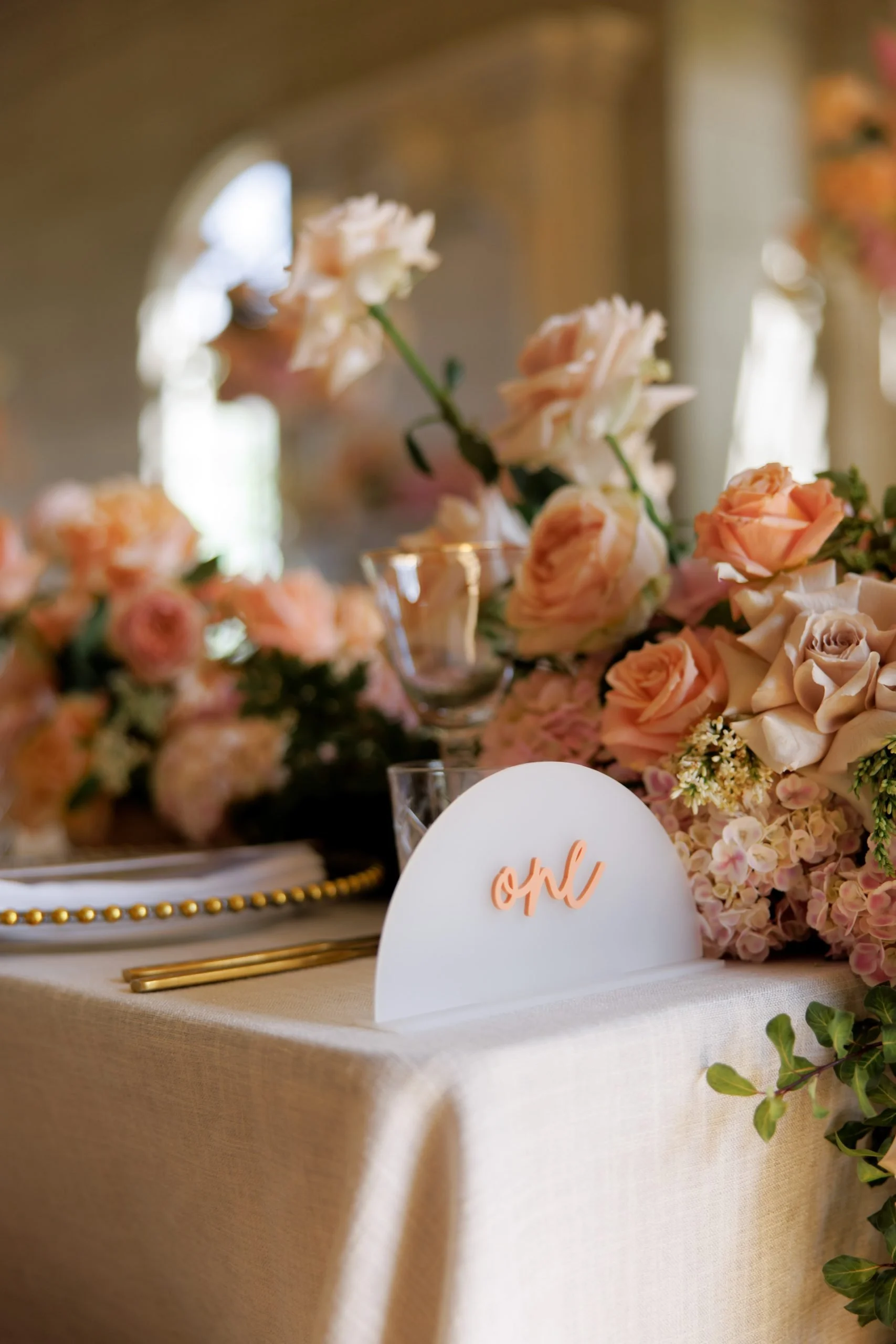 SaltAtelier_MelbourneWeddingPhotography_SydneyWeddingPhotographer_CampbellPointHouse_BellaRoy_53-scaled.jpg