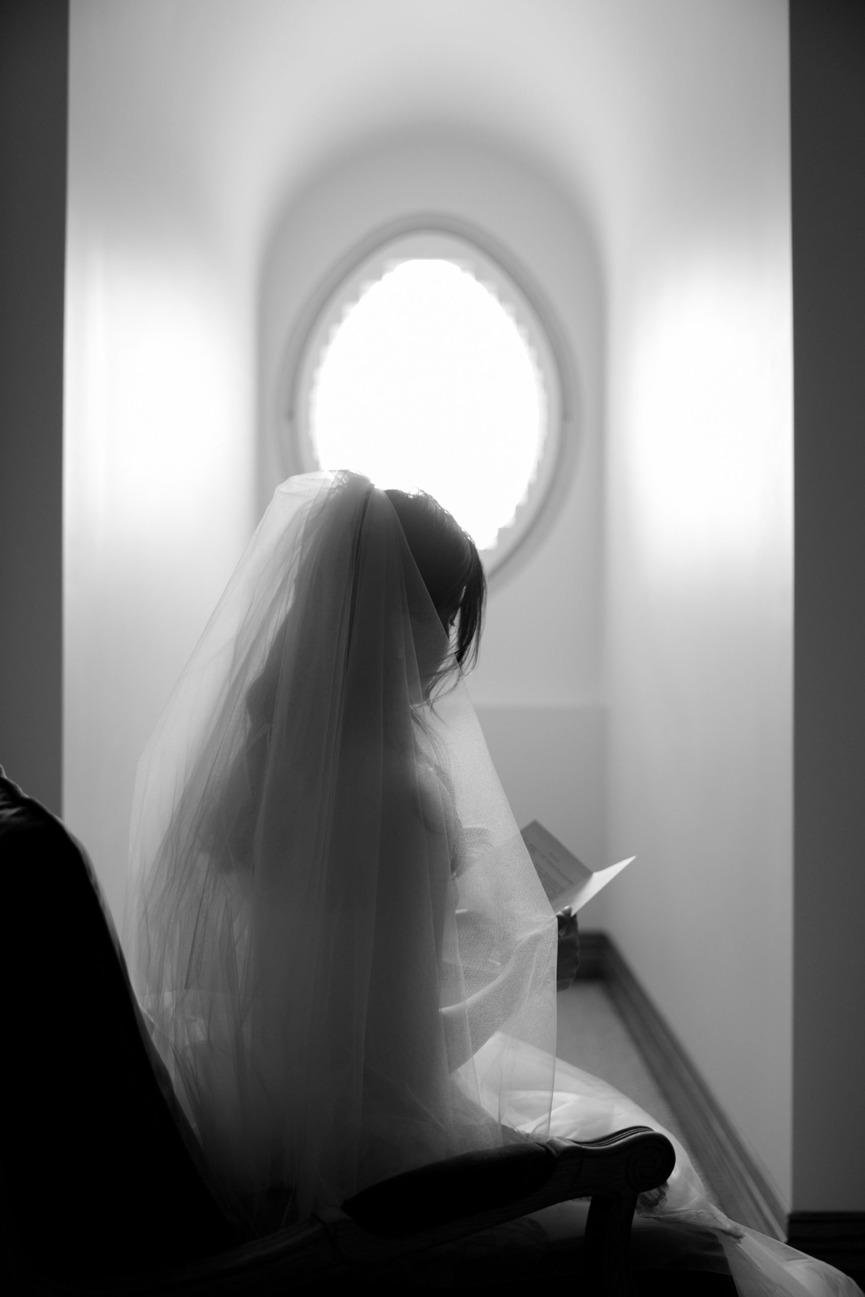 SaltAtelier_MelbourneWeddingPhotography_SydneyWeddingPhotographer_CampbellPointHouse_BellaRoy_23-scaled.jpg