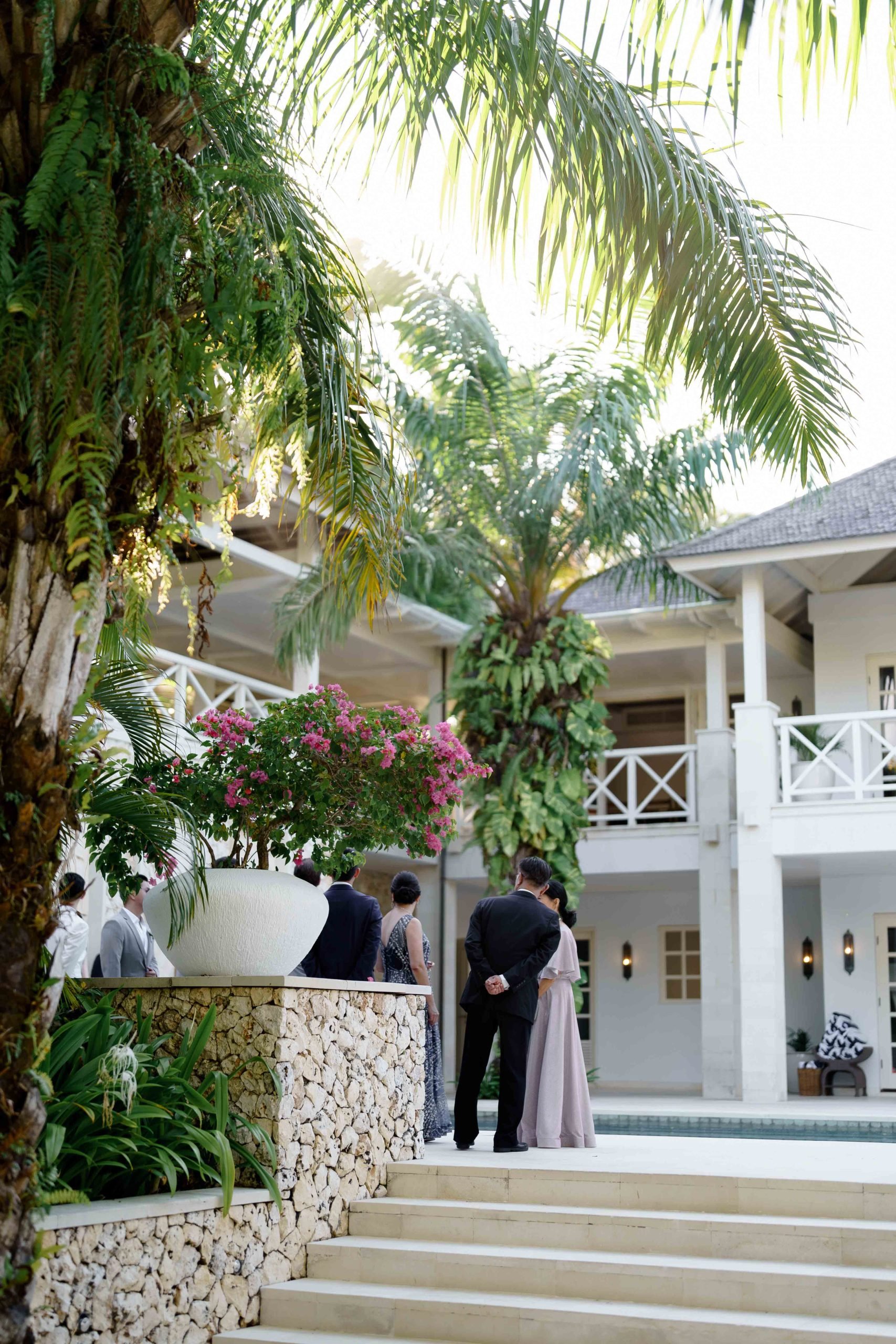 SaltAtelier_SydneyWeddingPhotographer_BaliWedding_TheUngasanWeddings_EinoJohnny_80-scaled.jpg