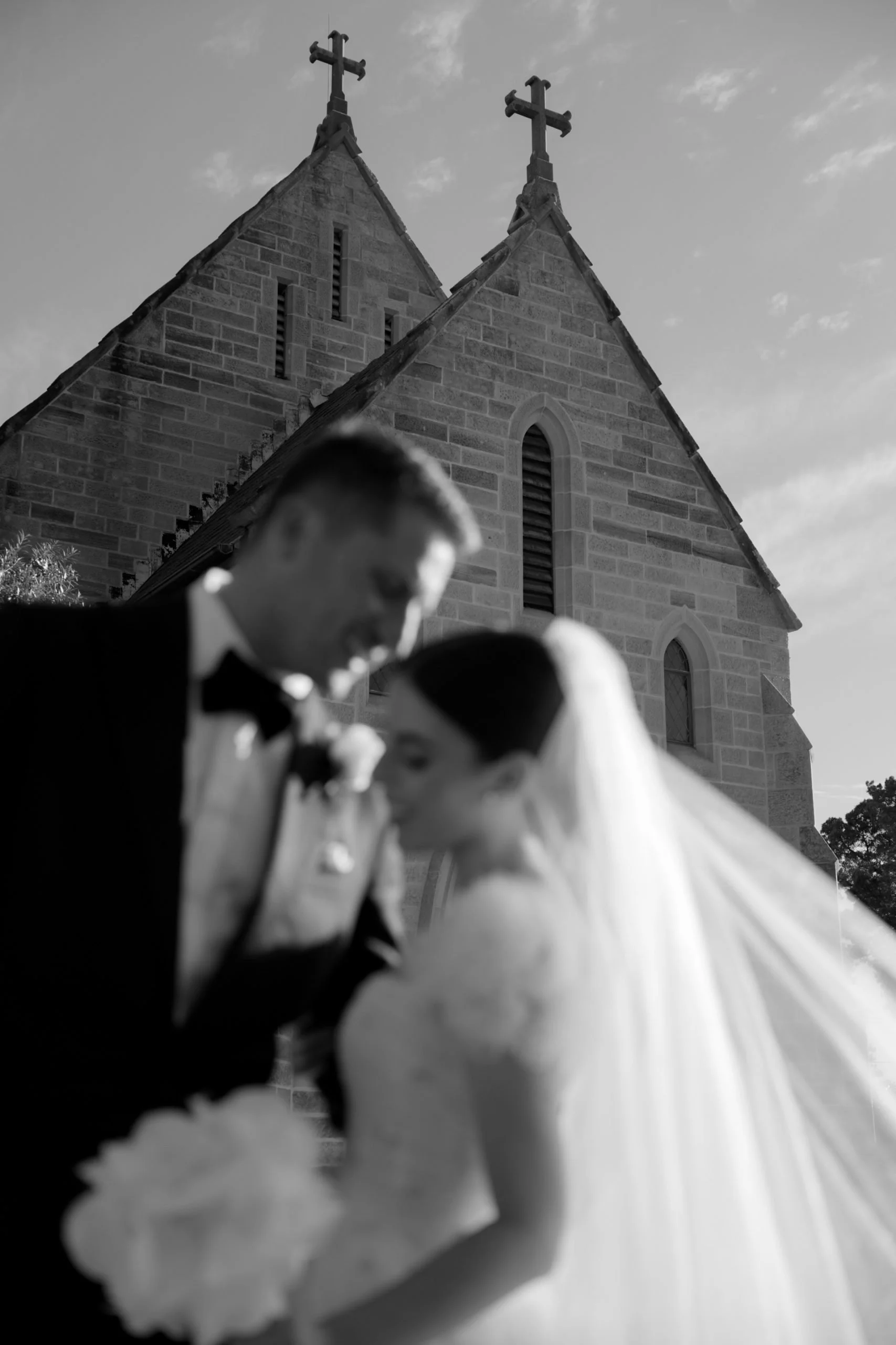 SaltAtelier_SydneyWeddingPhotographer_SydneyWeddingPhotography_TheEveleigh_TheGrounds_LeahMarcus_27-scaled.jpg