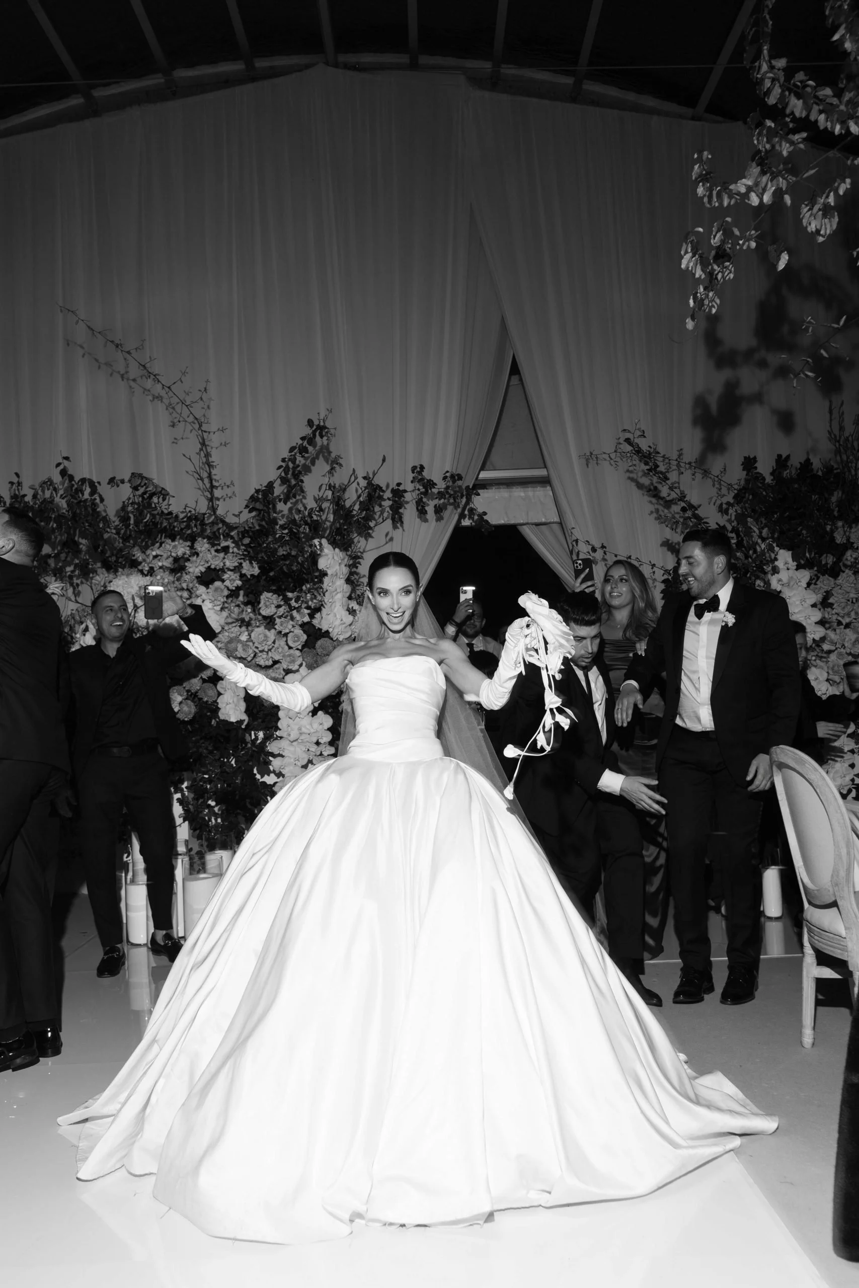 SaltAtelier_SydneyWeddingPhotographer_VillaNavarra_CynthiaRobert_76-scaled.jpg
