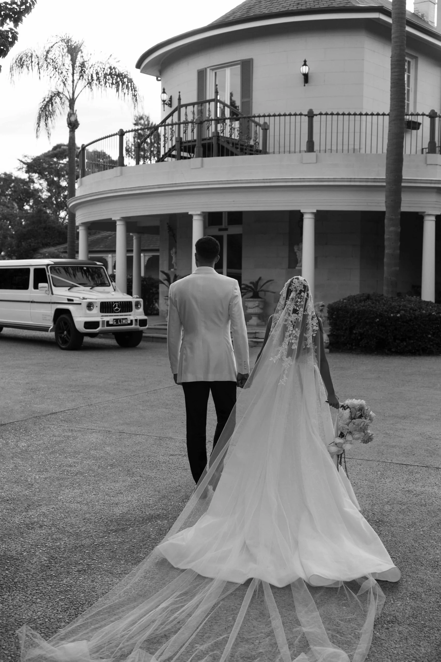 SaltAtelier_SydneyWeddingPhotographer_SydneyWeddingPhotography_OatlandsHouse_MoniqueAnthony_6-scaled.jpg