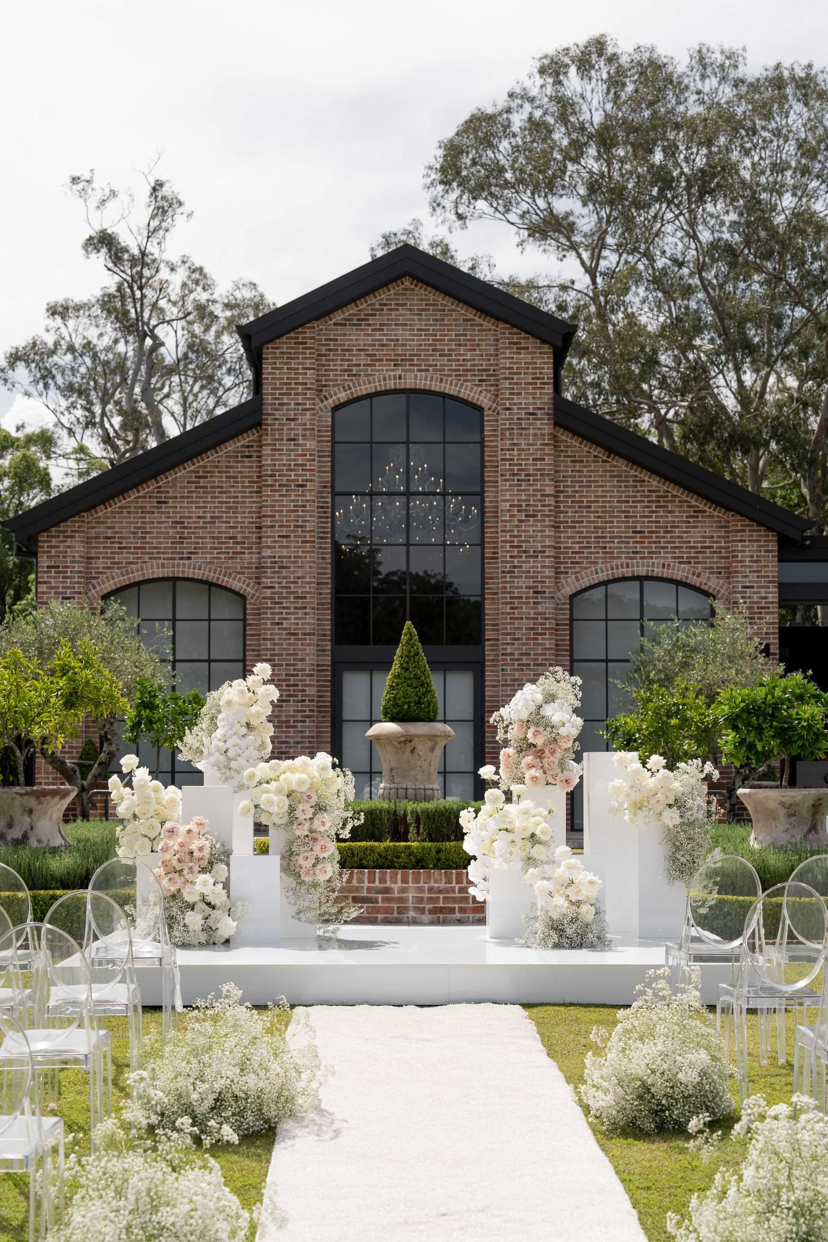 SaltAtelier_SydneyWeddingPhotographer_GoldCoastWeddings_TheValleyEstate_SafinaBrodie_23-scaled.jpg
