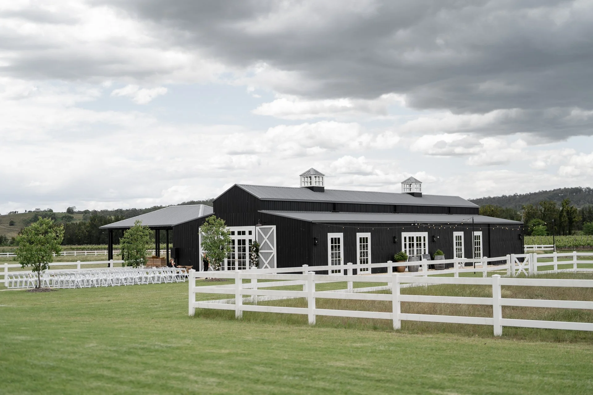 SaltAtelier_SydneyWeddingPhotography_SydneyWeddingPhotographer_DarkHorseVineyard_ElysiaSamuel_7.jpg
