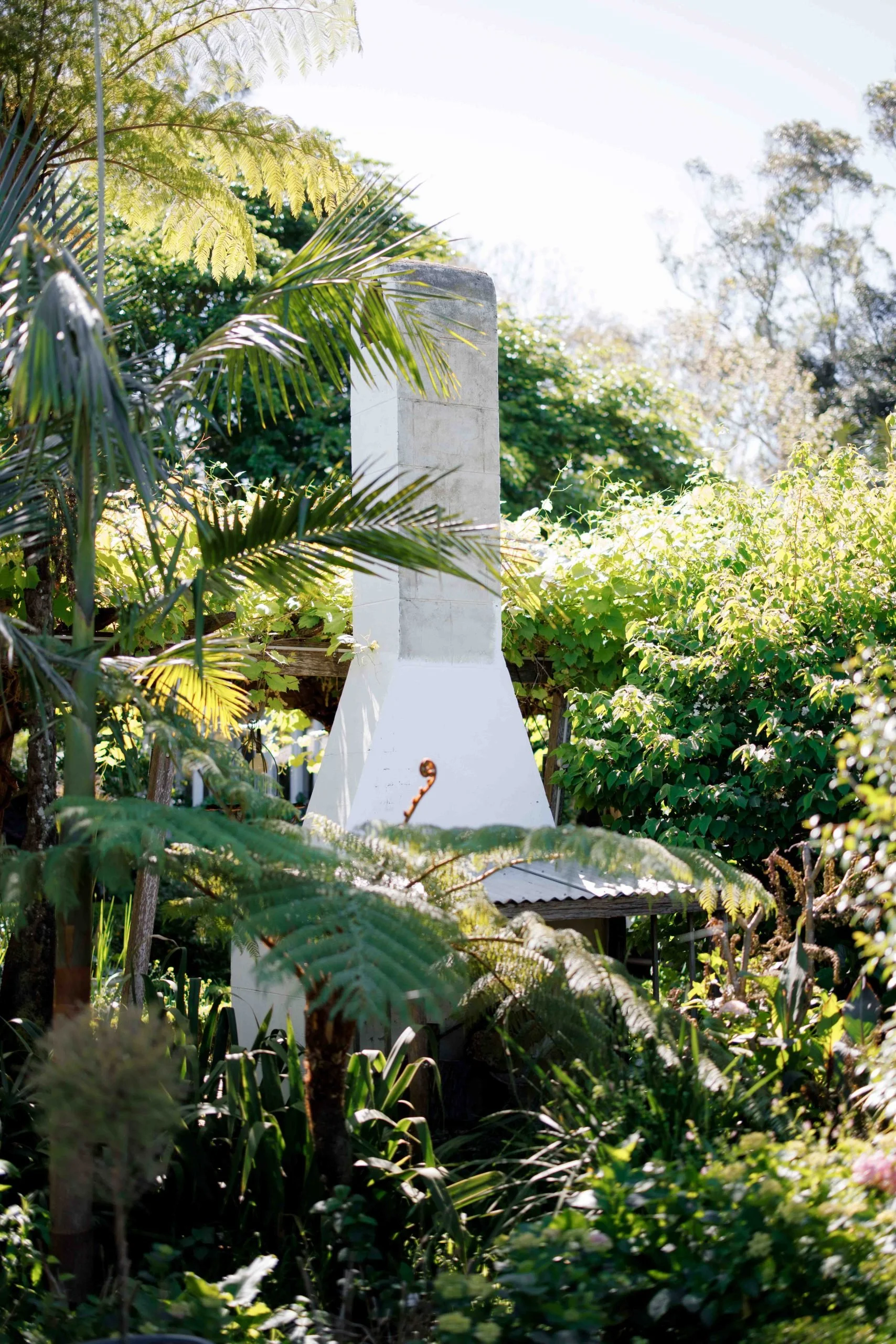 SaltAtelier_SydneyWeddingPhotographer_SydneyWeddingPhotography_MerribeeGardens_AileenJoshua_22-scaled.jpg
