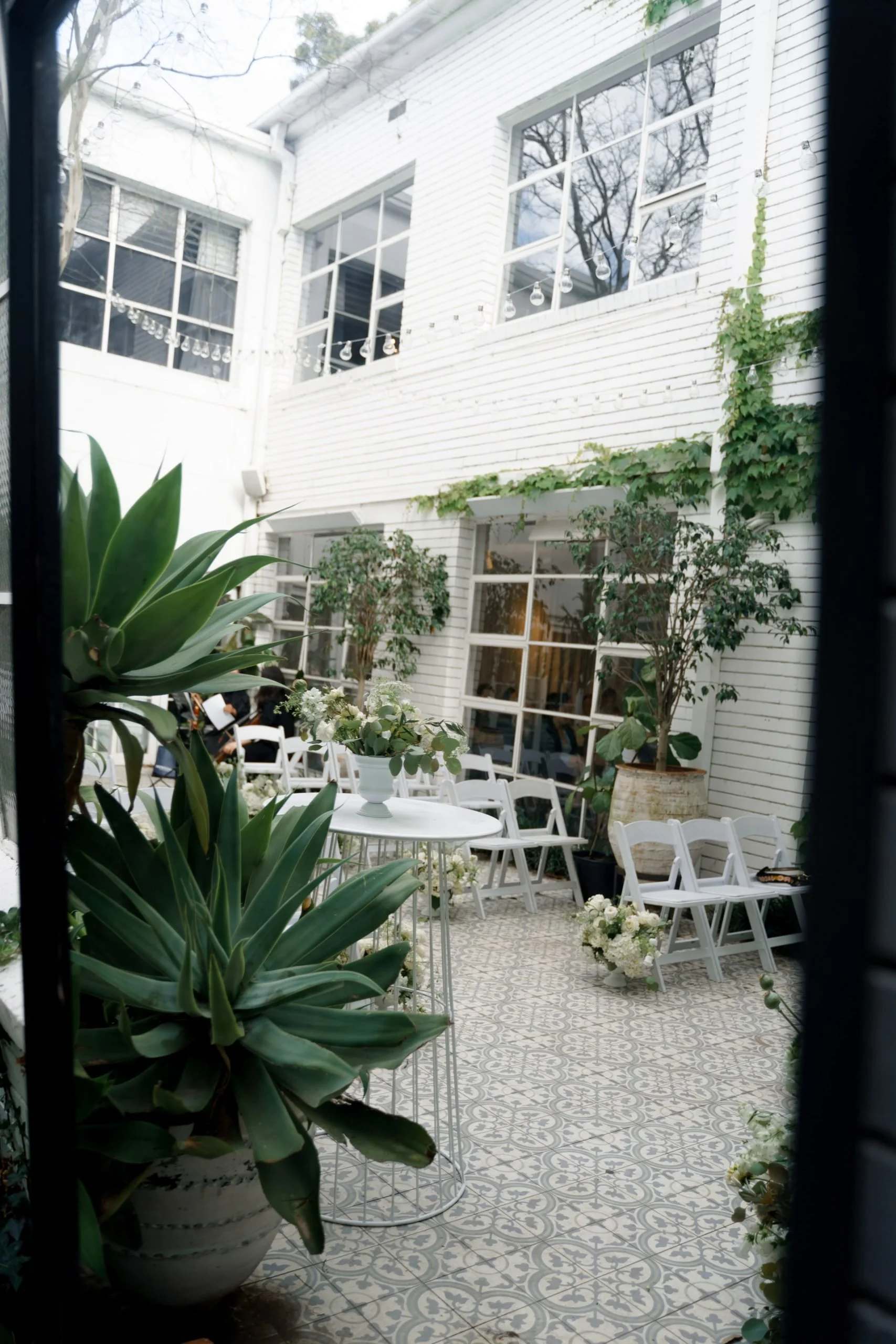 SaltAtelier_SydneyWeddingPhotographer_LaPorteSpace_LizJiho_24-scaled.jpg