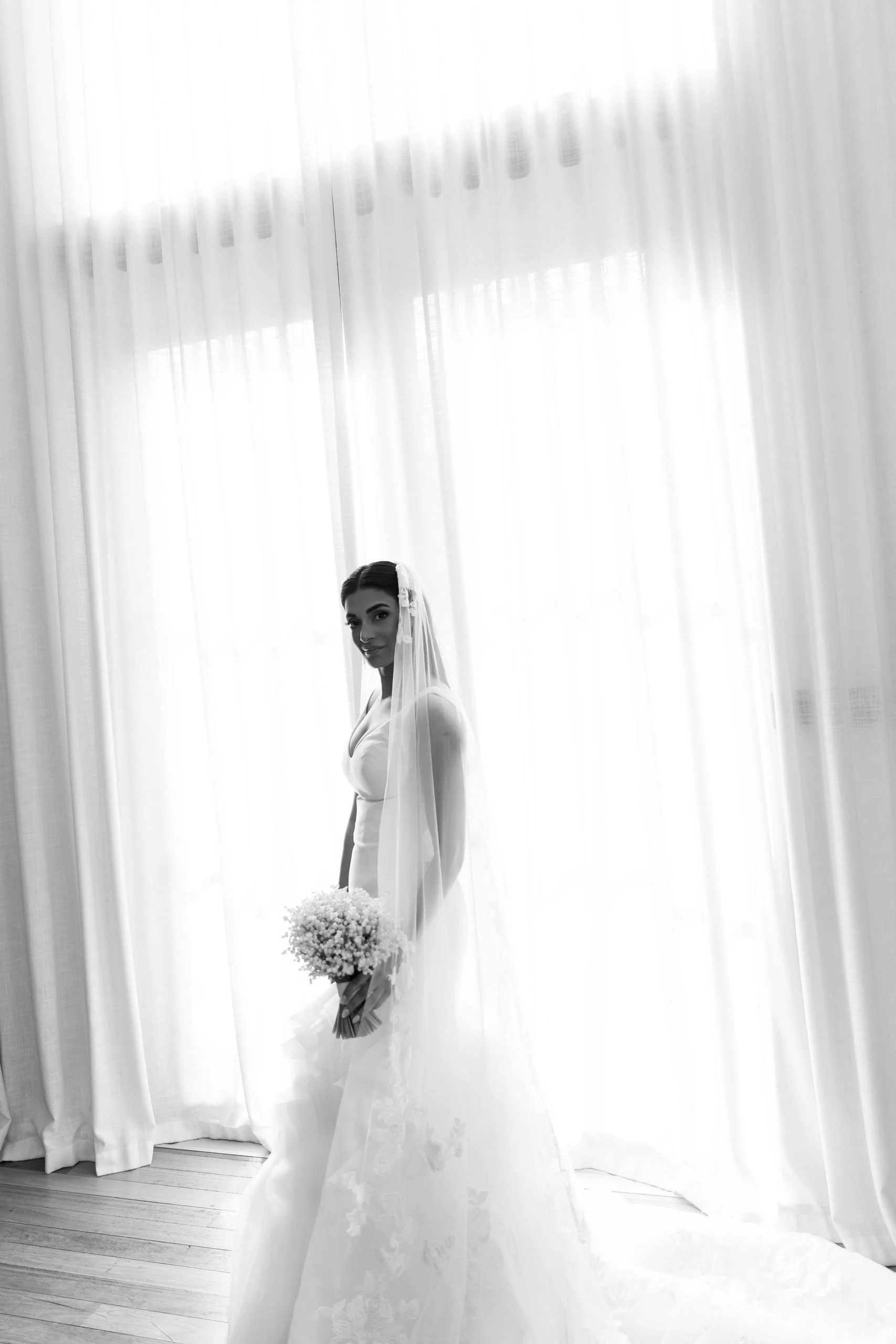 SaltAtelier_SydneyWeddingPhotographer_GoldCoastWeddings_TheValleyEstate_SafinaBrodie_15-scaled.jpg