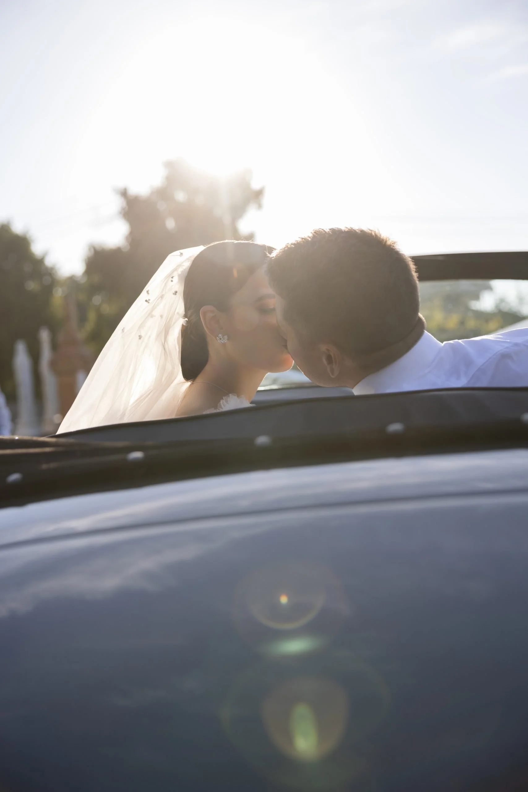 SaltAtelier_SydneyWeddingPhotographer_SydneyWeddingPhotography_TheEveleigh_TheGrounds_LeahMarcus_31-scaled.jpg