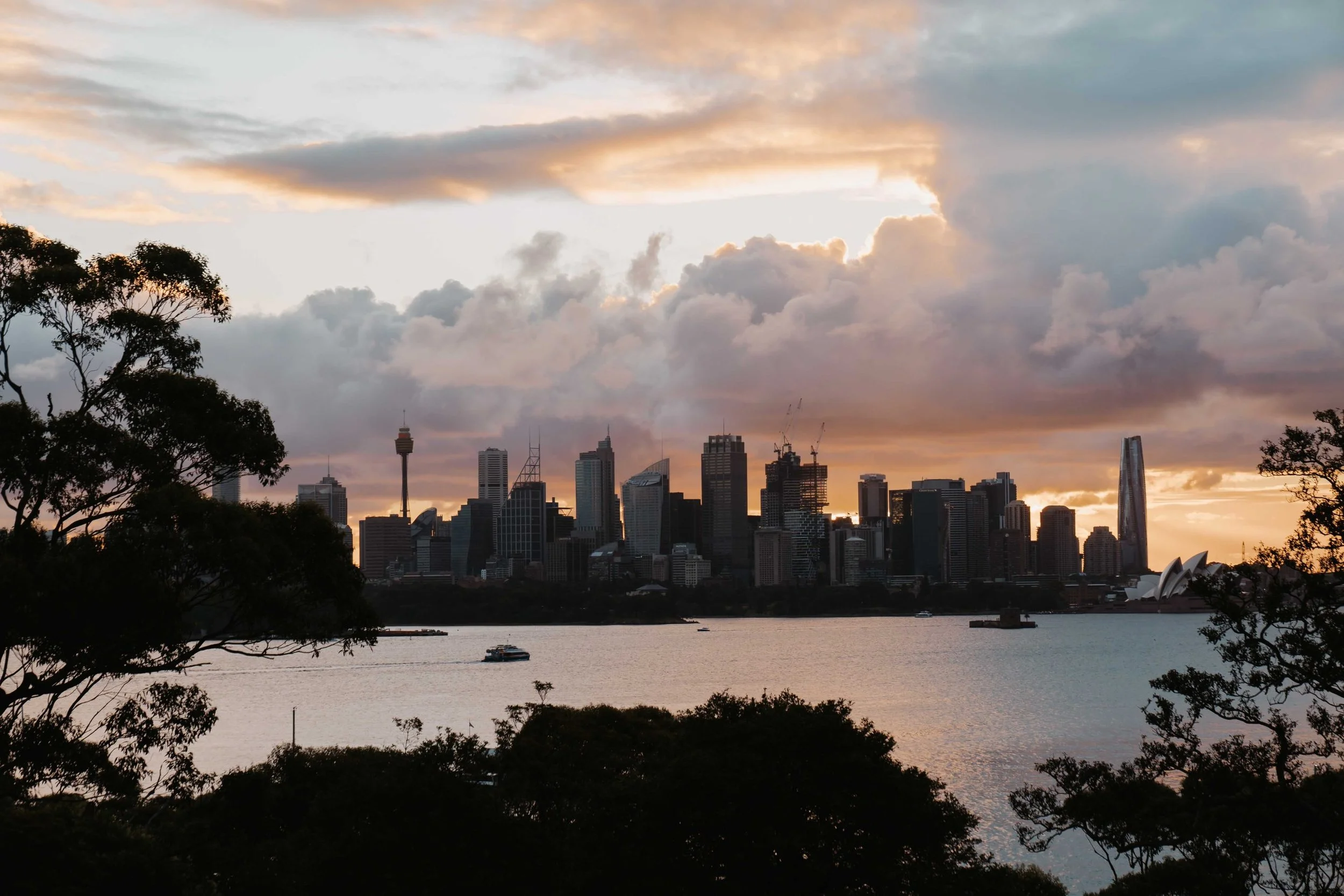 SaltAtelier_SydneyWeddingPhotographer_AtholHall_WeddingVenue_4-scaled.jpg