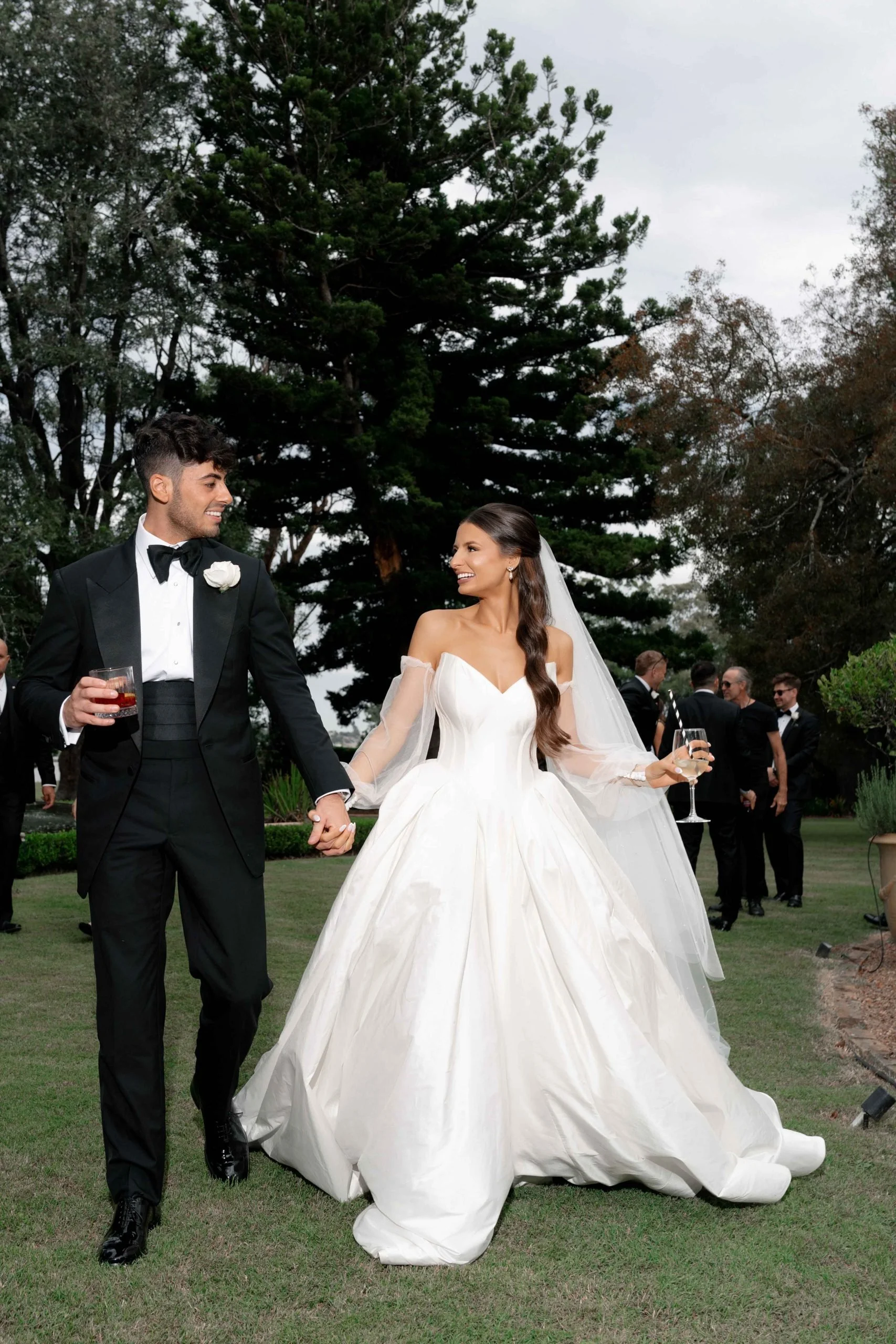 SaltAtelier_SydneyWeddingPhotographer_AnambahHouse_JuliaCarl_8-scaled.jpg