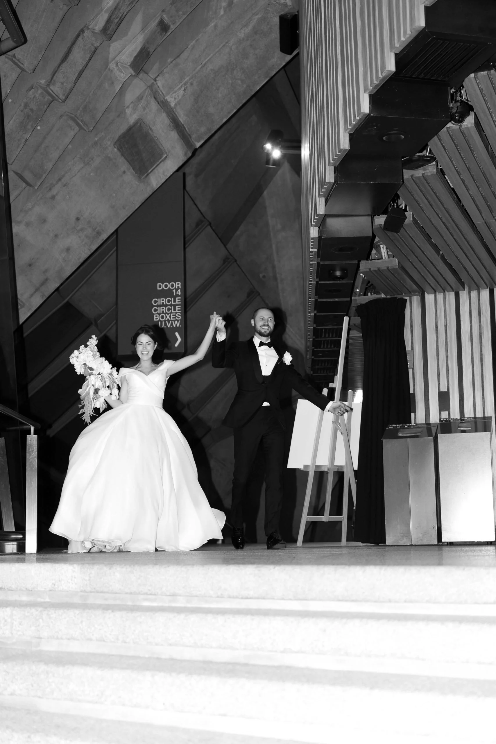 SaltAtelier_SydneyWeddingPhotographer_SydneyOperaHouse_GeorgiaSimon_19-scaled.jpg