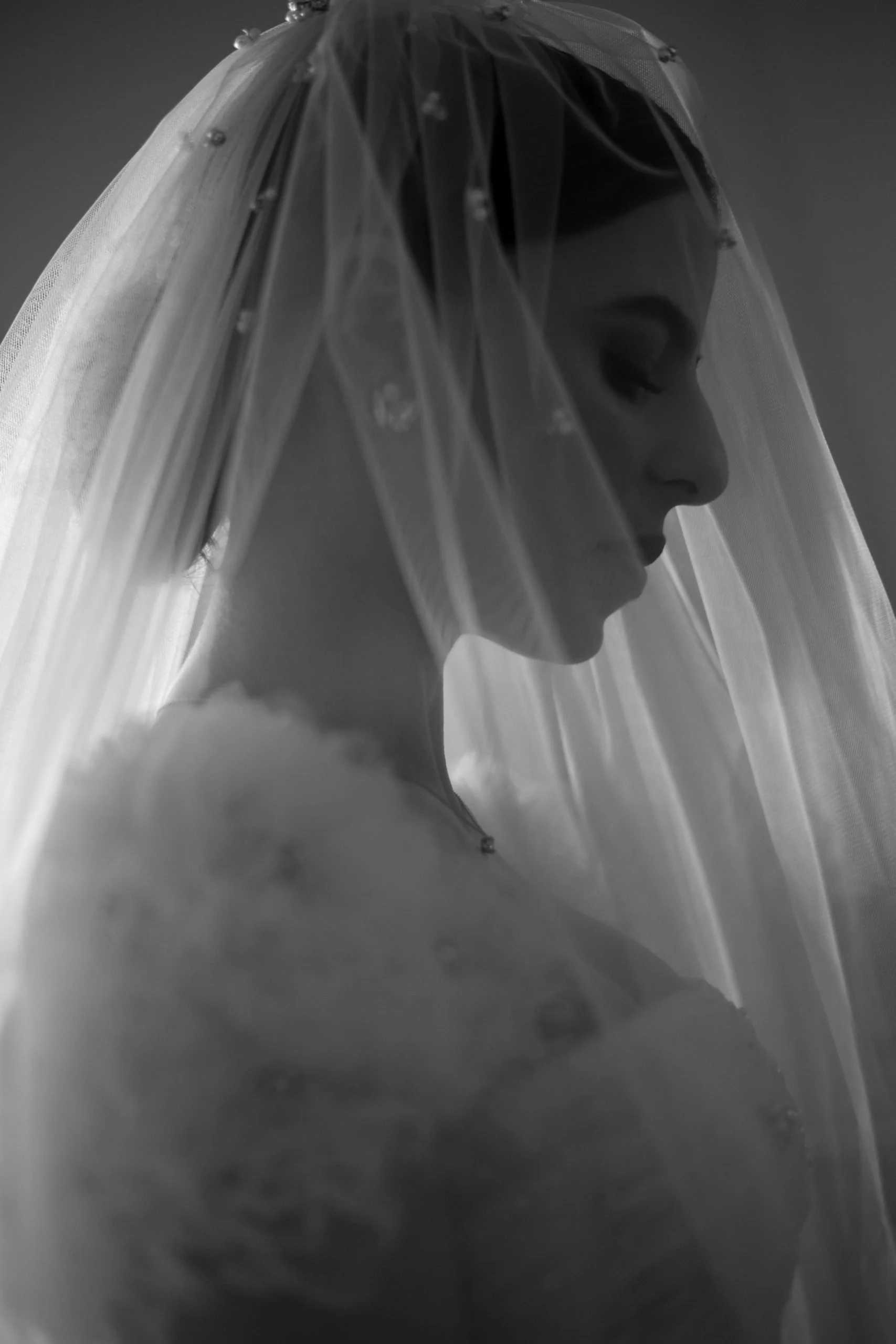 SaltAtelier_SydneyWeddingPhotographer_SydneyWeddingPhotography_TheEveleigh_TheGrounds_LeahMarcus_7-scaled.jpg