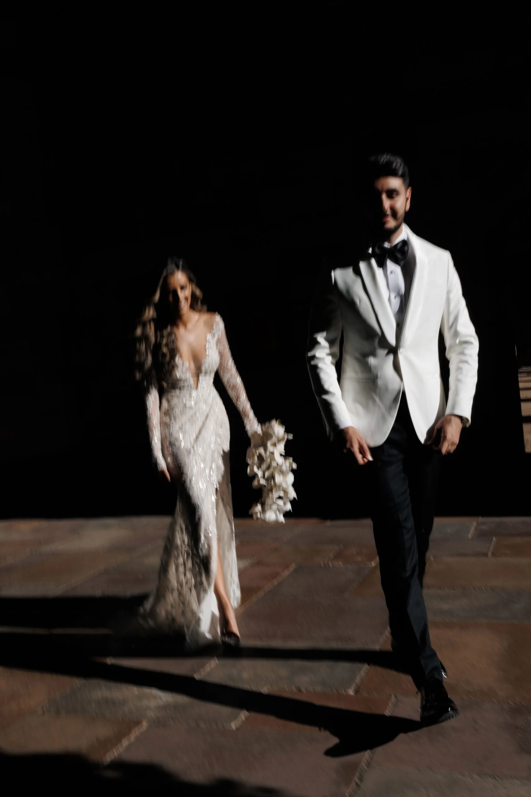 SaltAtelier_SydneyWeddingPhotographer_SydneyWeddingPhotography_TheGreatHall_ShaghayeghJordan_164-scaled.jpg