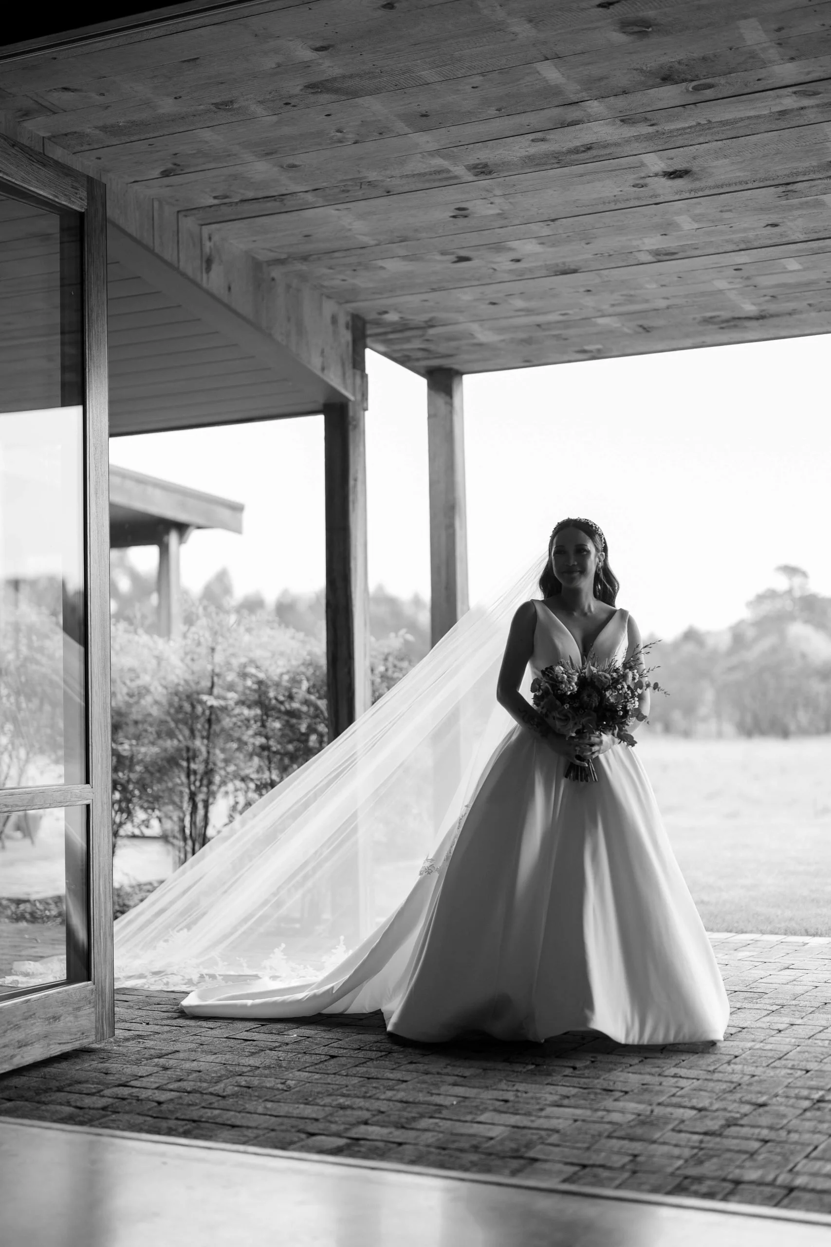 SaltAtelier_SydneyWeddingPhotography_SydneyWeddingPhotographer_BendooleyEstate_JasmineAndrew_2-scaled.jpg