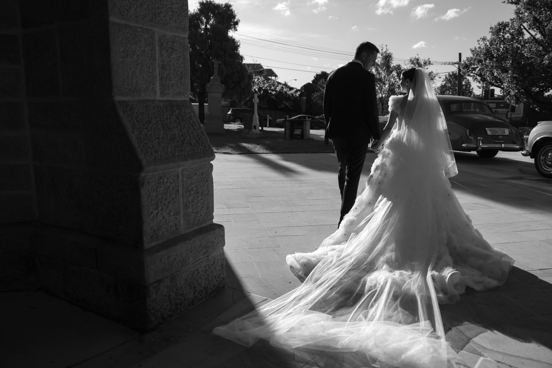 SaltAtelier_SydneyWeddingPhotographer_SydneyWeddingPhotography_TheEveleigh_TheGrounds_LeahMarcus_25-1.jpg
