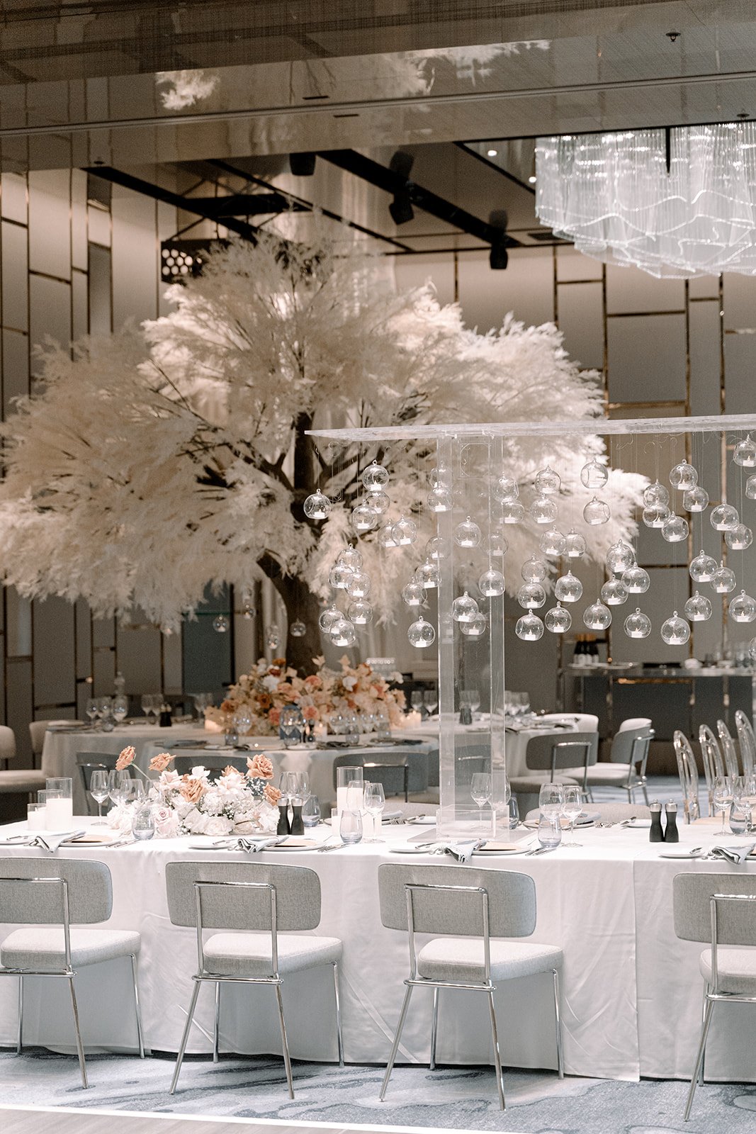 SaltAtelier_SydneyWeddingPhotography_SydneyWeddingPhotographer_CrownSydney_AnnickBinura_54.jpg