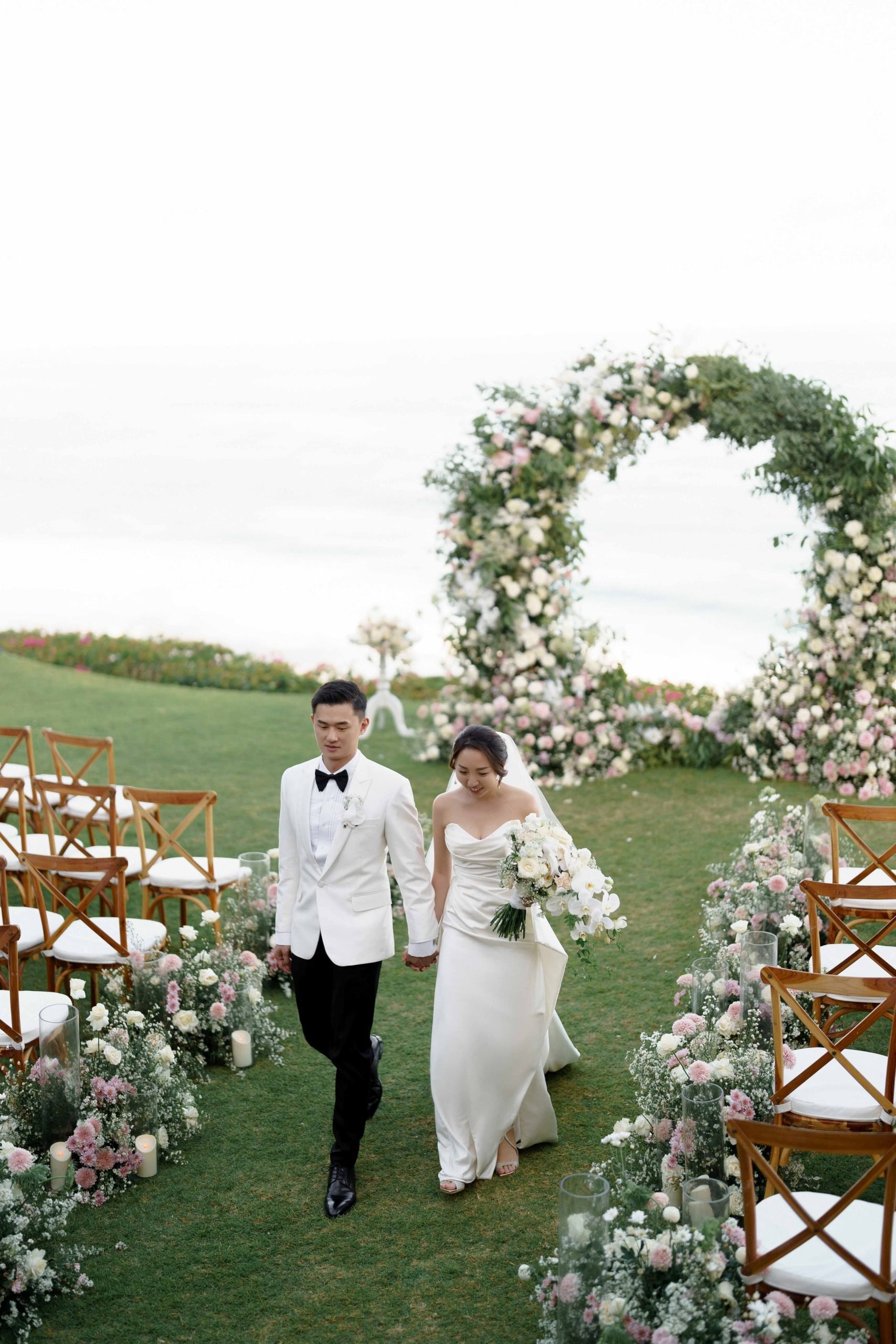 SaltAtelier_SydneyWeddingPhotographer_BaliWedding_TheUngasanWeddings_EinoJohnny_95-scaled.jpg