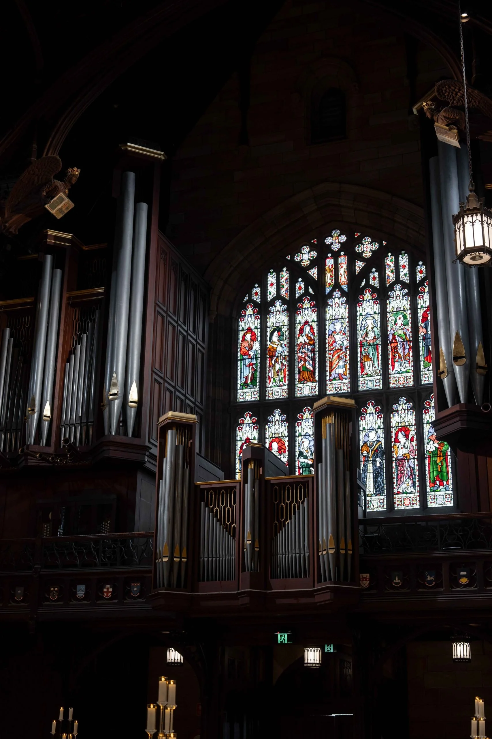 SaltAtelier_SydneyWeddingPhotographer_TheGreatHall_UniversityOfSydney_AlexisCooper_90-scaled.jpg