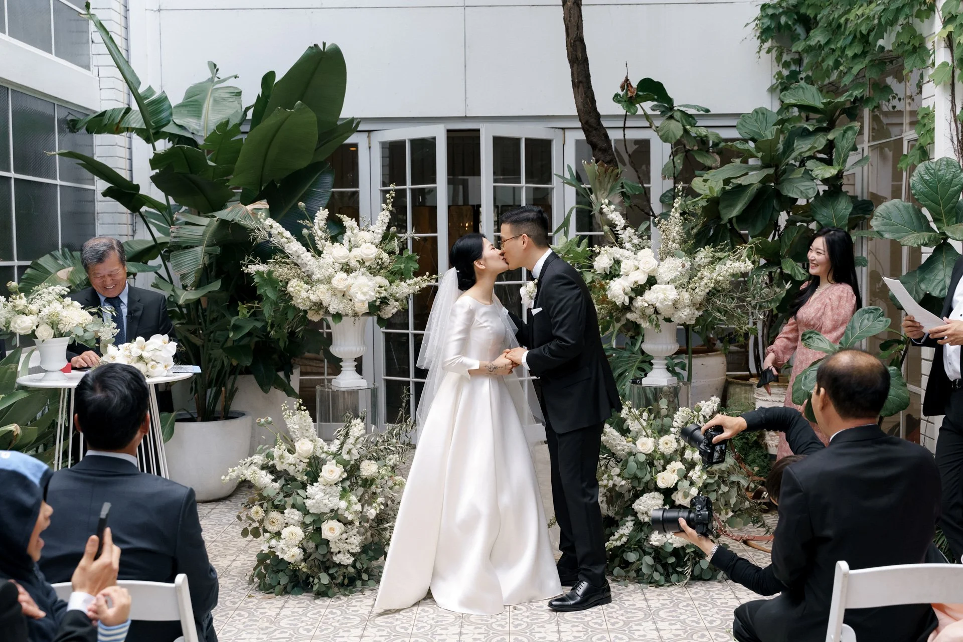 SaltAtelier_SydneyWeddingPhotographer_LaPorteSpace_LizJiho_38.jpg
