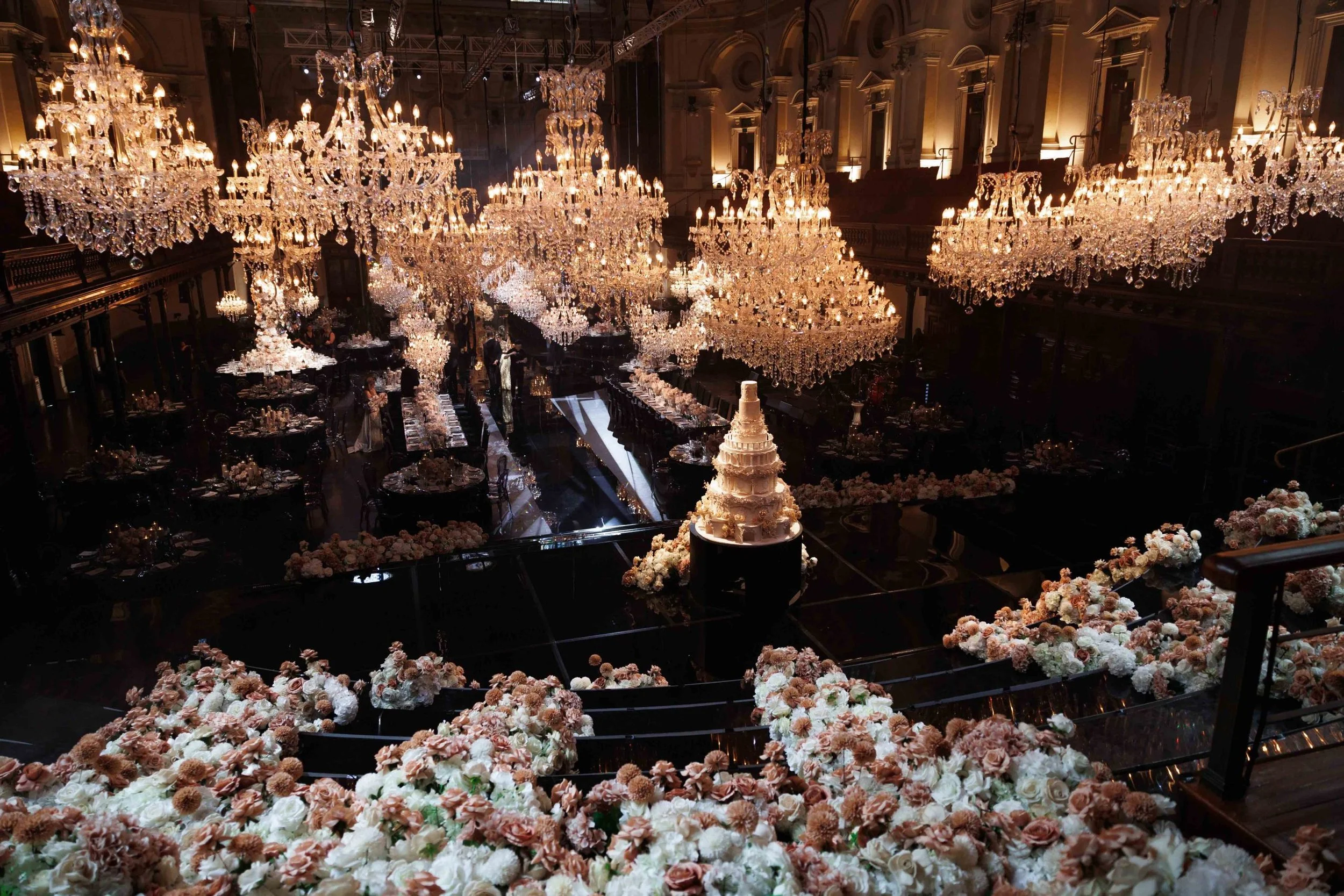 SaltAtelier_SydneyWeddingPhotographer_-TownHall-_-TereseElias_10-scaled.jpg